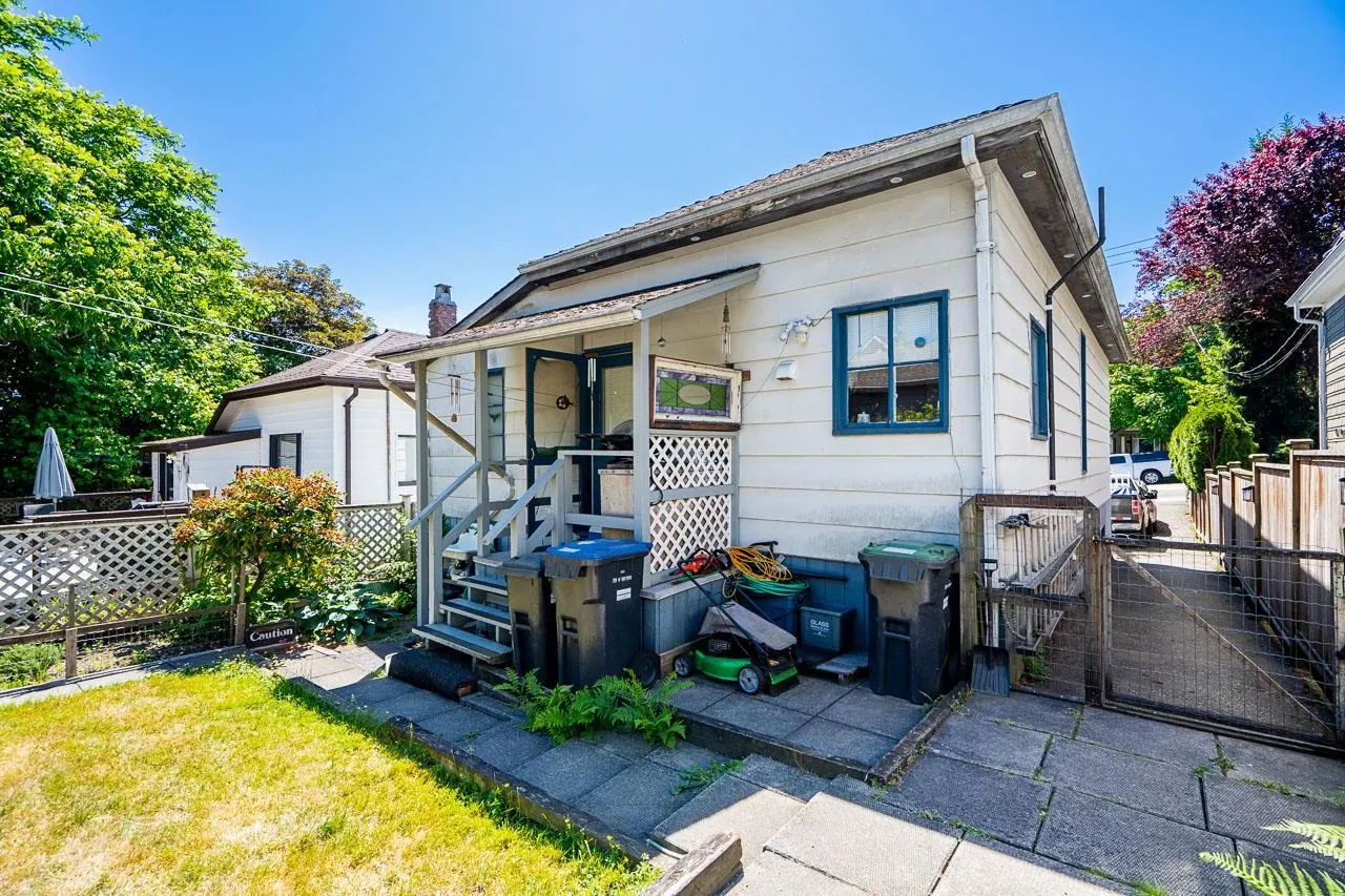 373 Keary Street