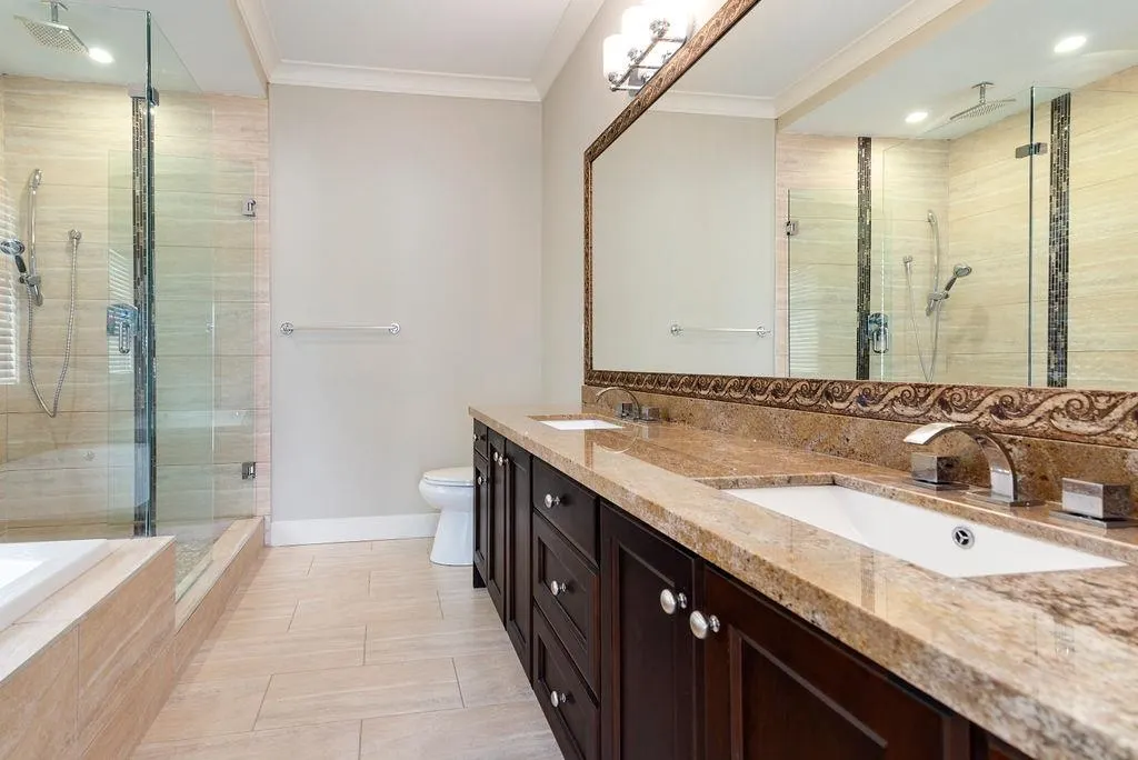 5509 Cove Inlet Road