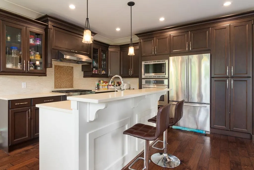 5509 Cove Inlet Road