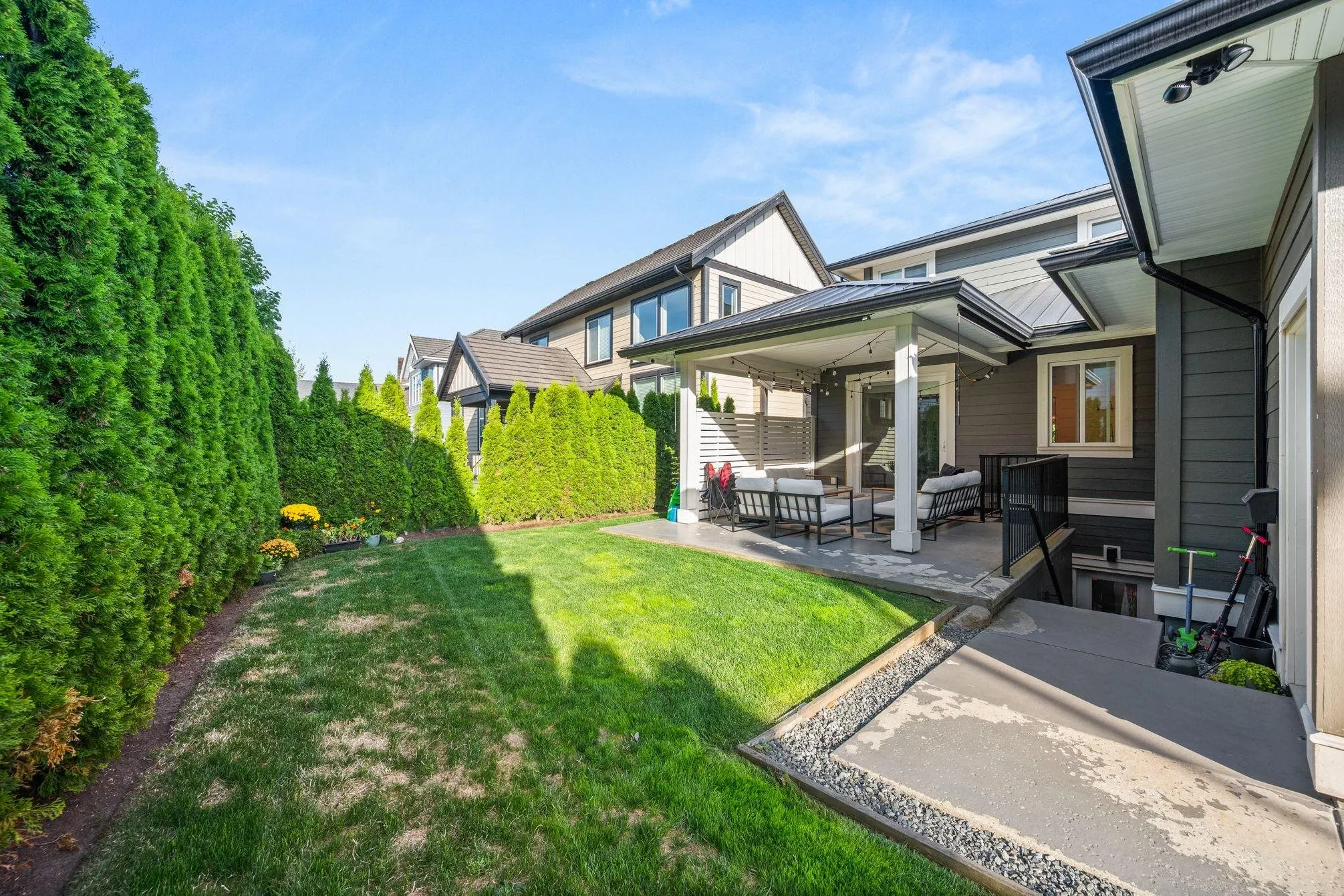 2732 Eagle Summit Crescent