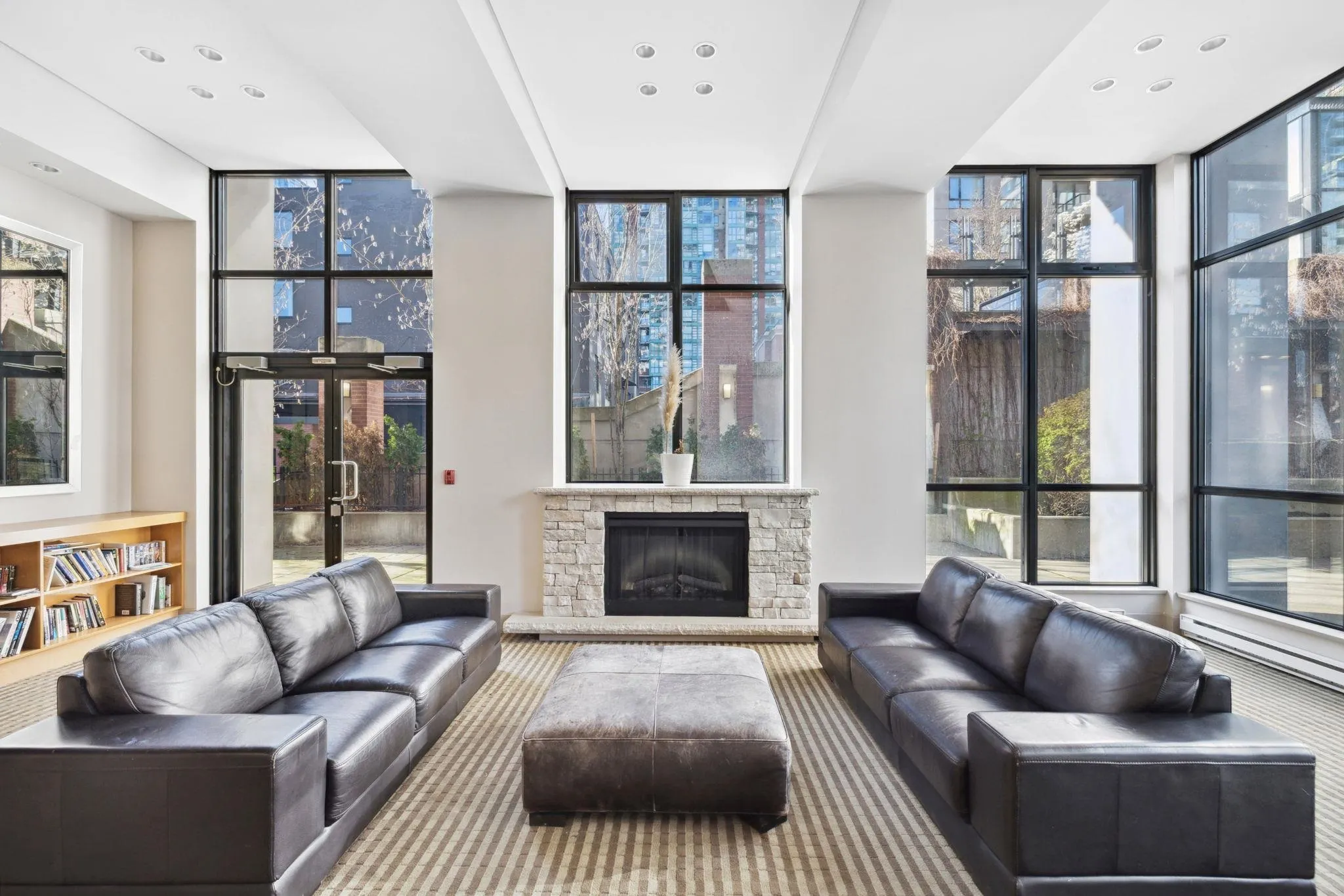 977 Mainland Street #502