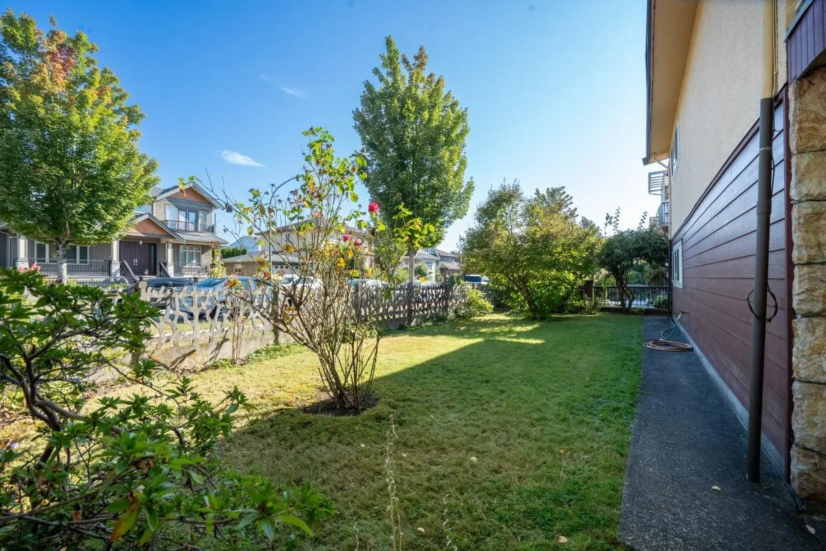 232 Macdonald Avenue