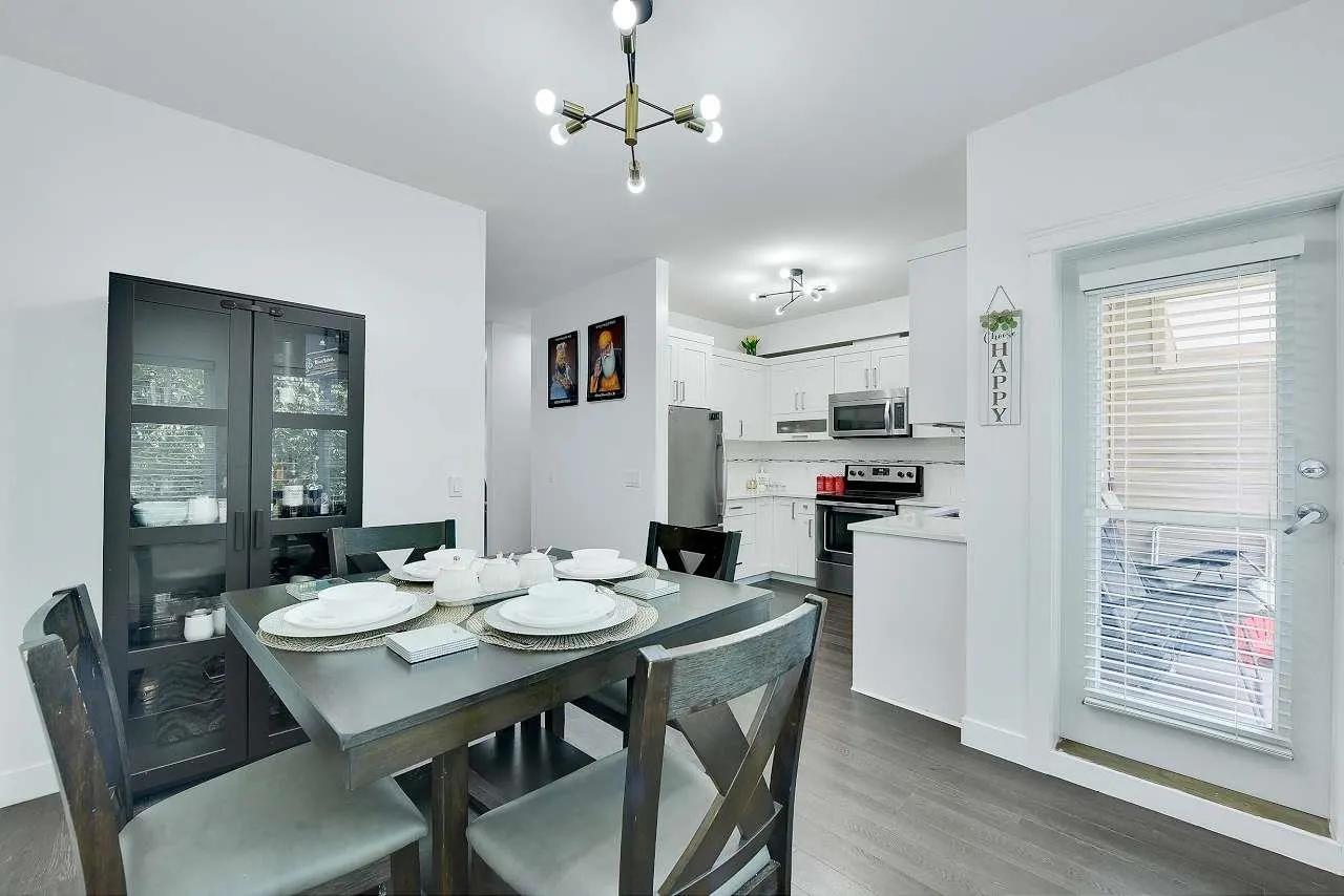 13864 Hyland Road #10