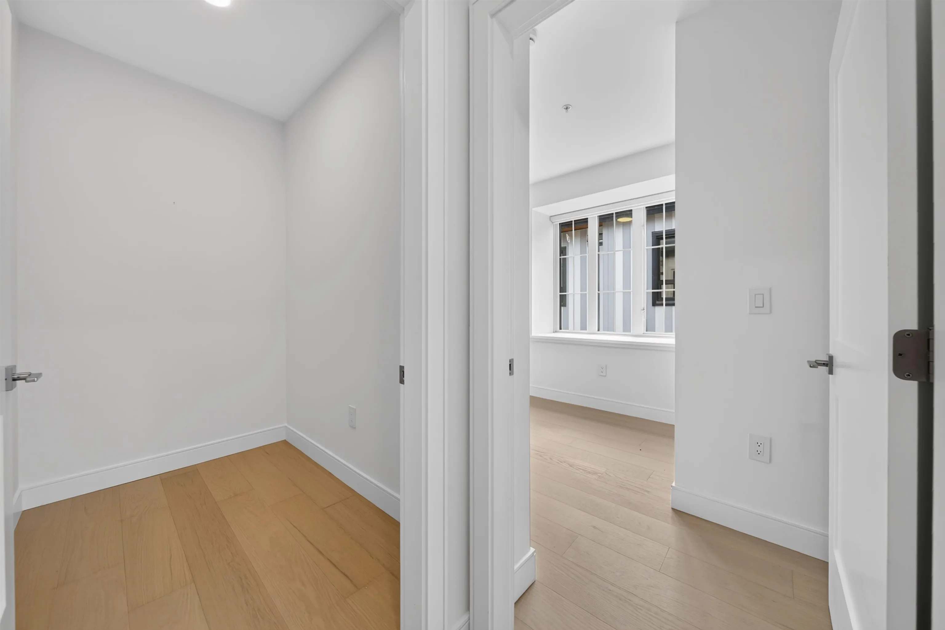 918 W 32nd Avenue #208