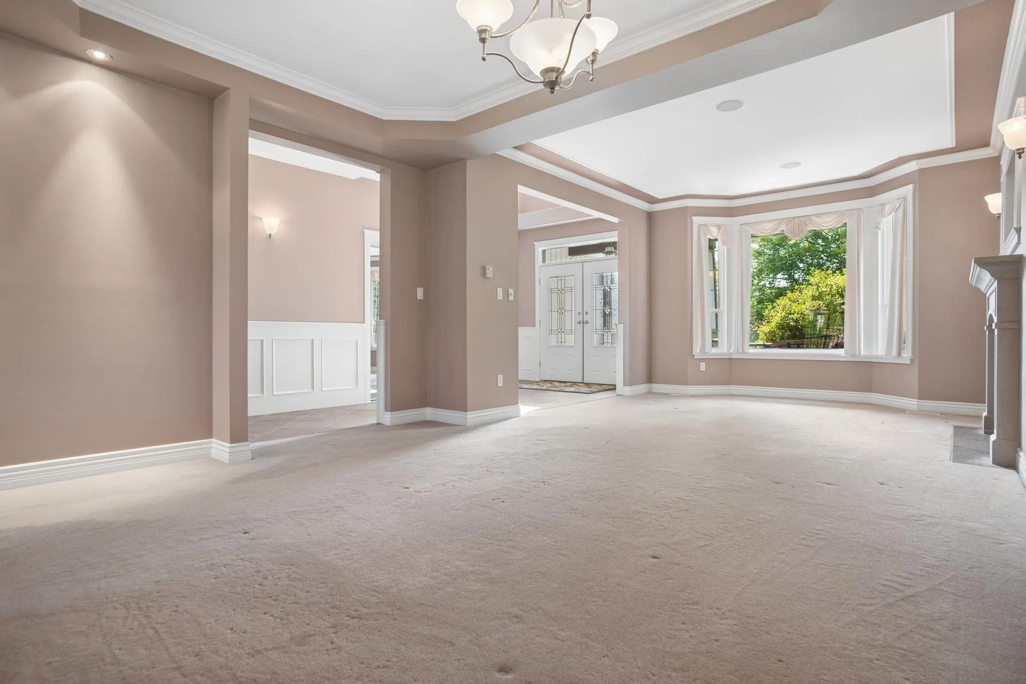 789 Grover Avenue