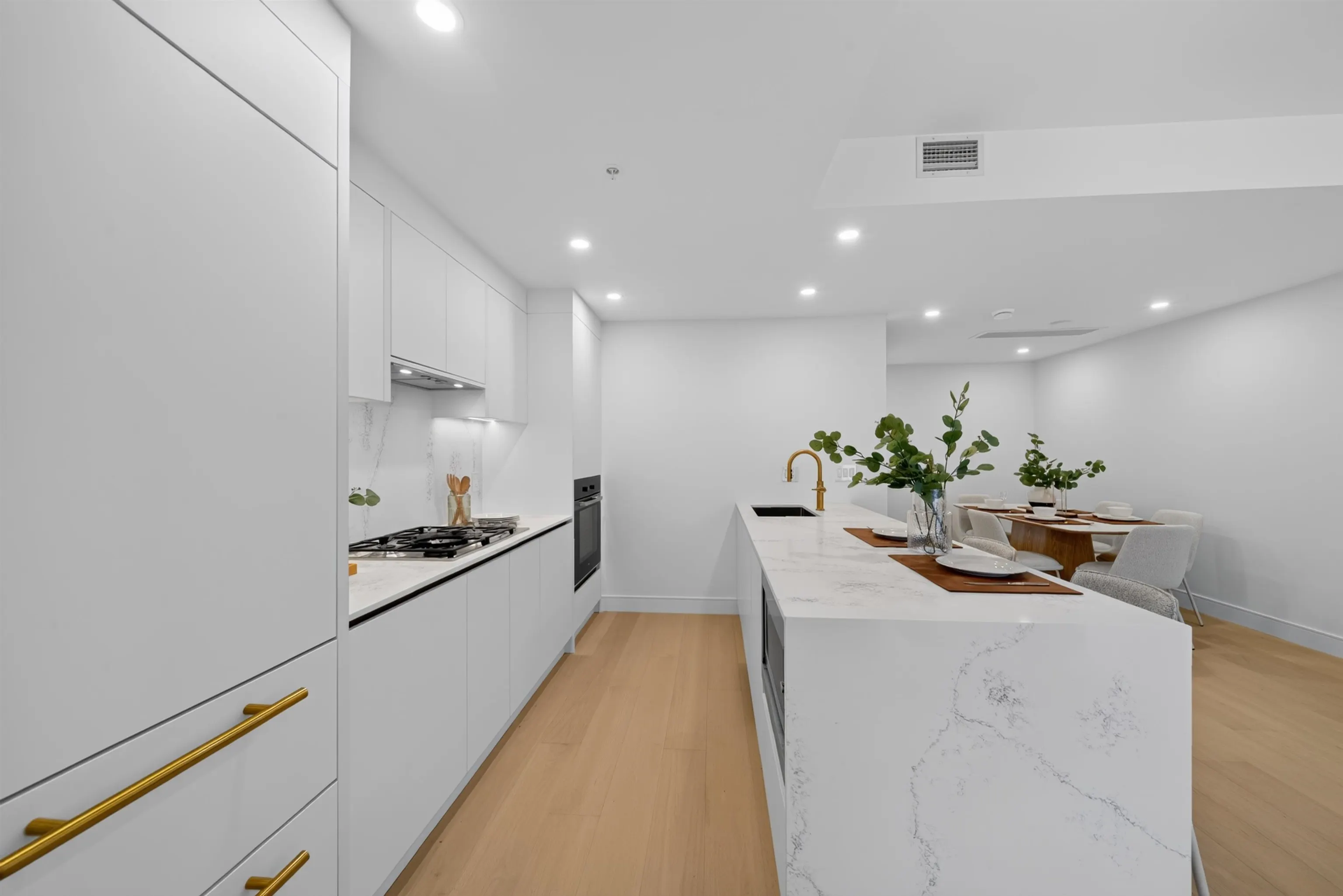 918 W 32nd Avenue #110