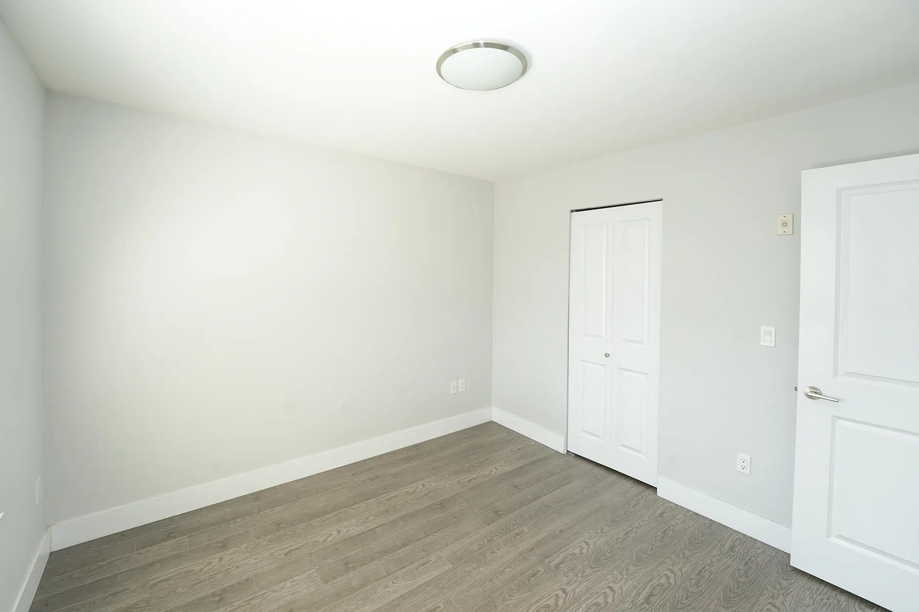 2408 E Broadway #403