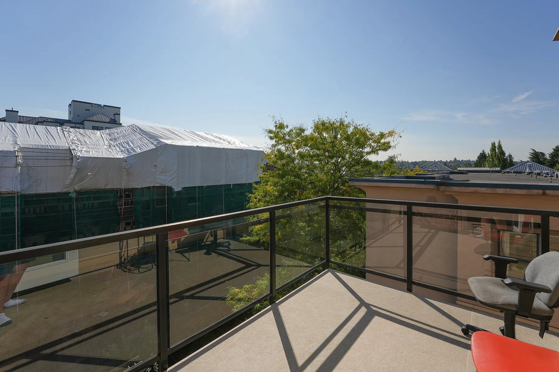 2408 E Broadway #403