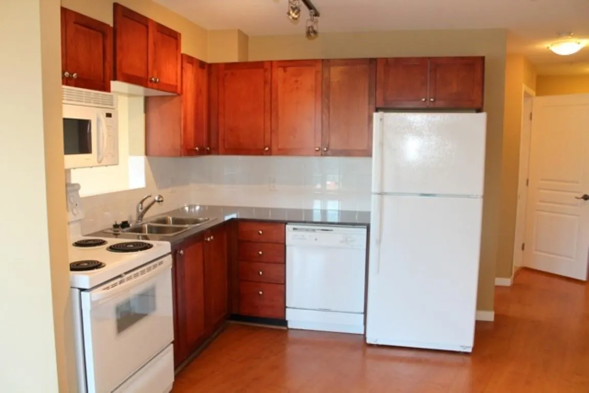 3089 Oak Street #209