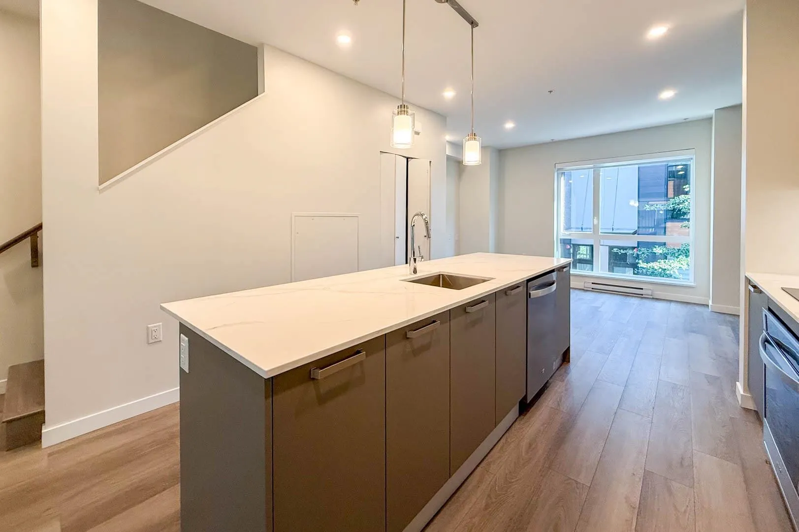 2050 E 20 Avenue #G34