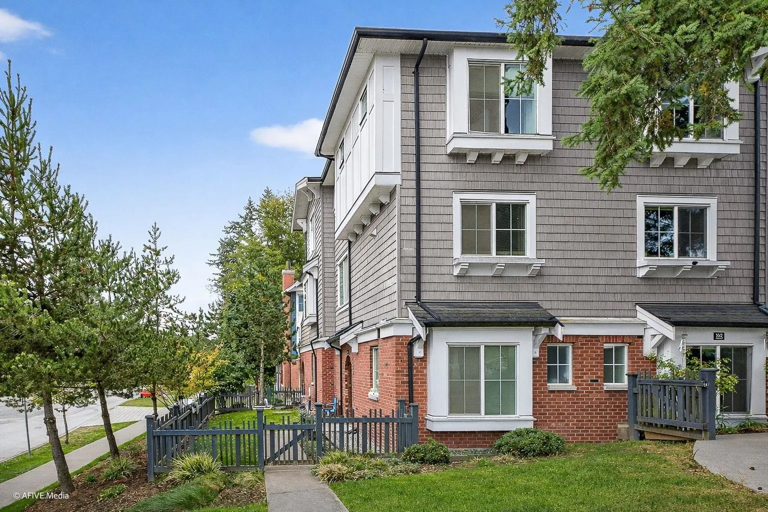 14833 61 Avenue #163