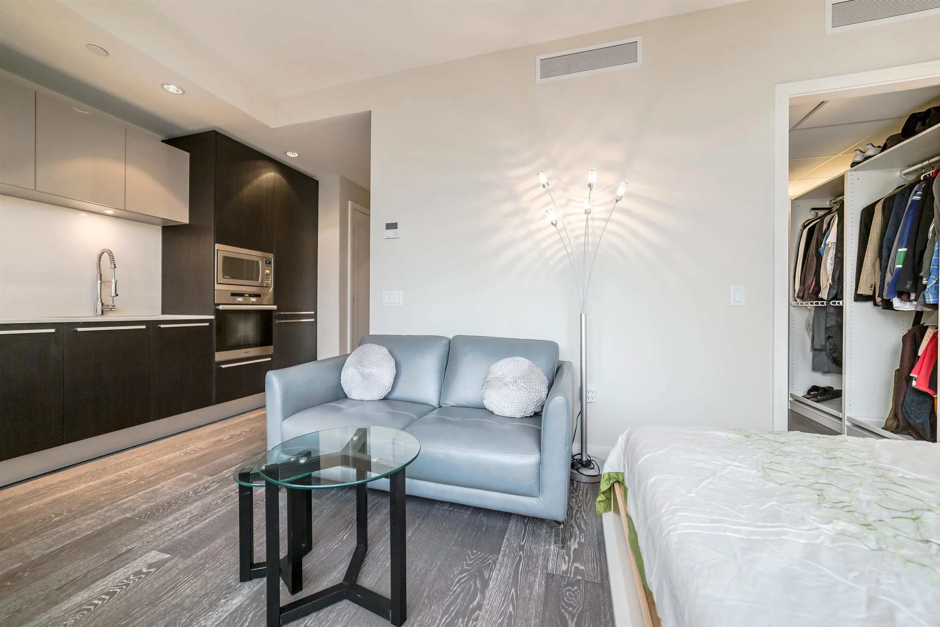 1221 Bidwell Street #904