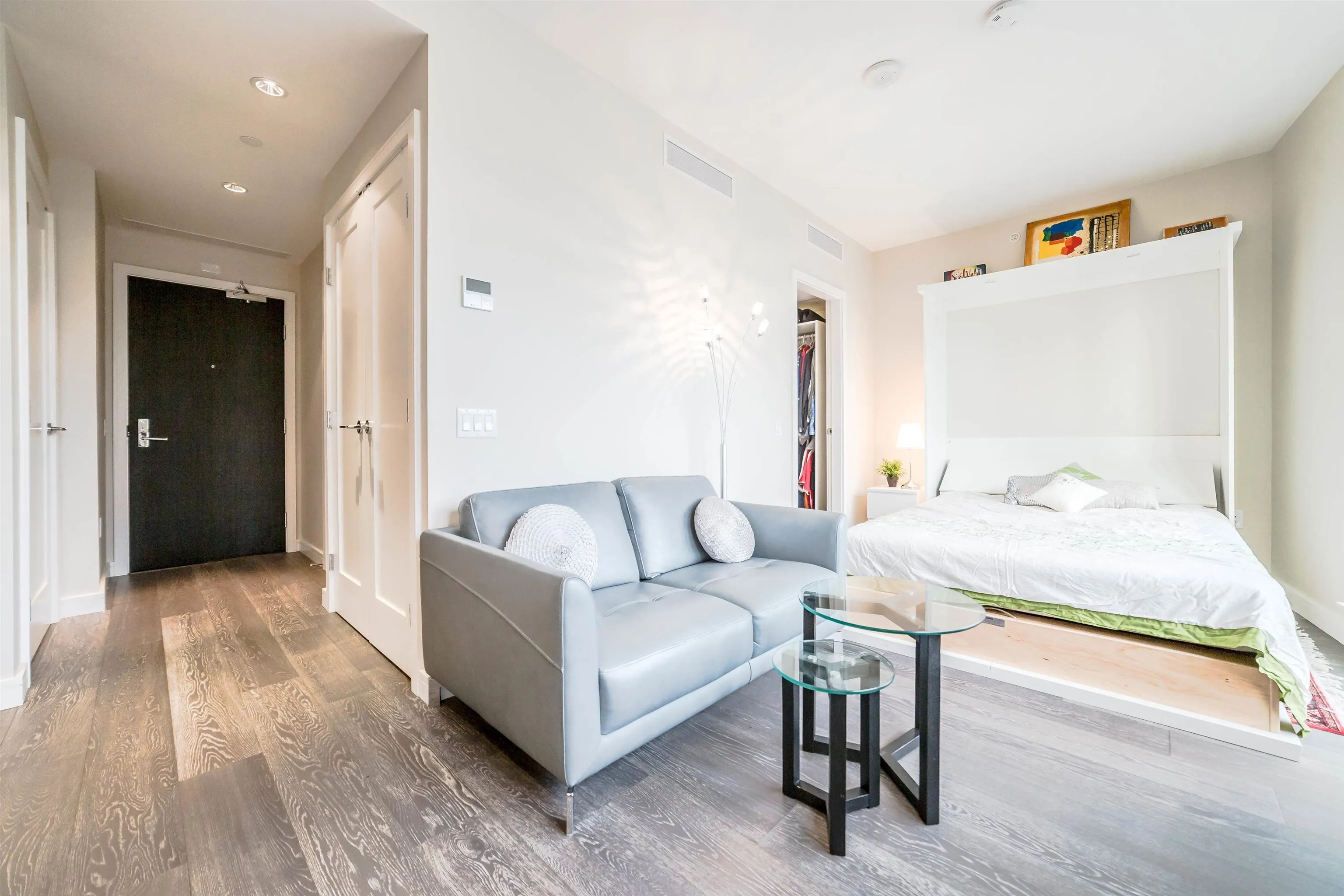 1221 Bidwell Street #904