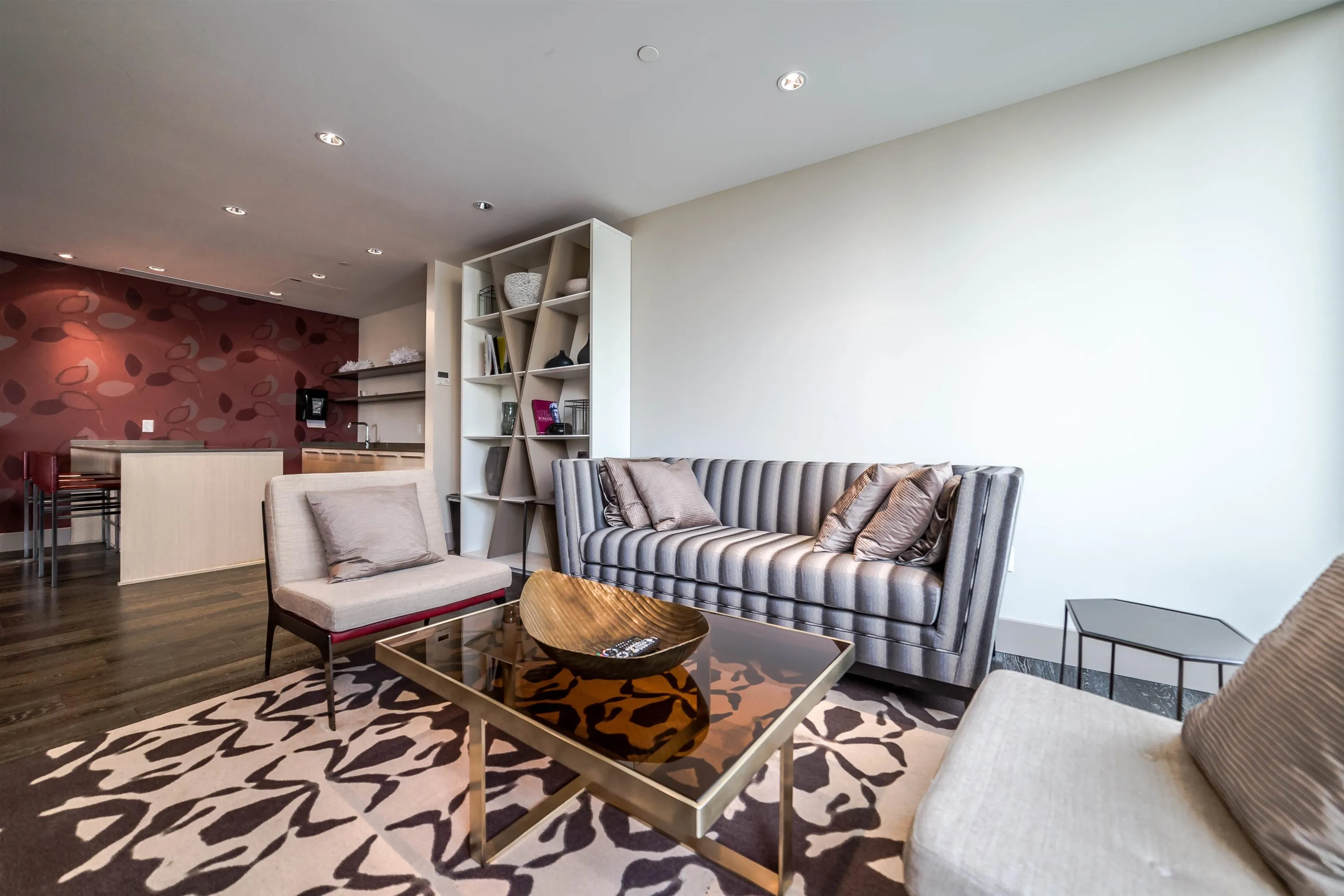 1221 Bidwell Street #904