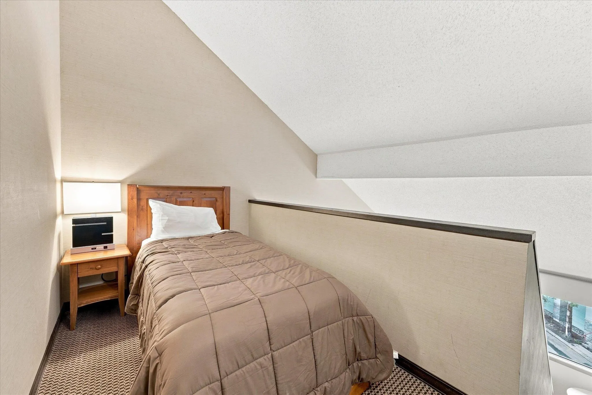 4220 Gateway Drive #227