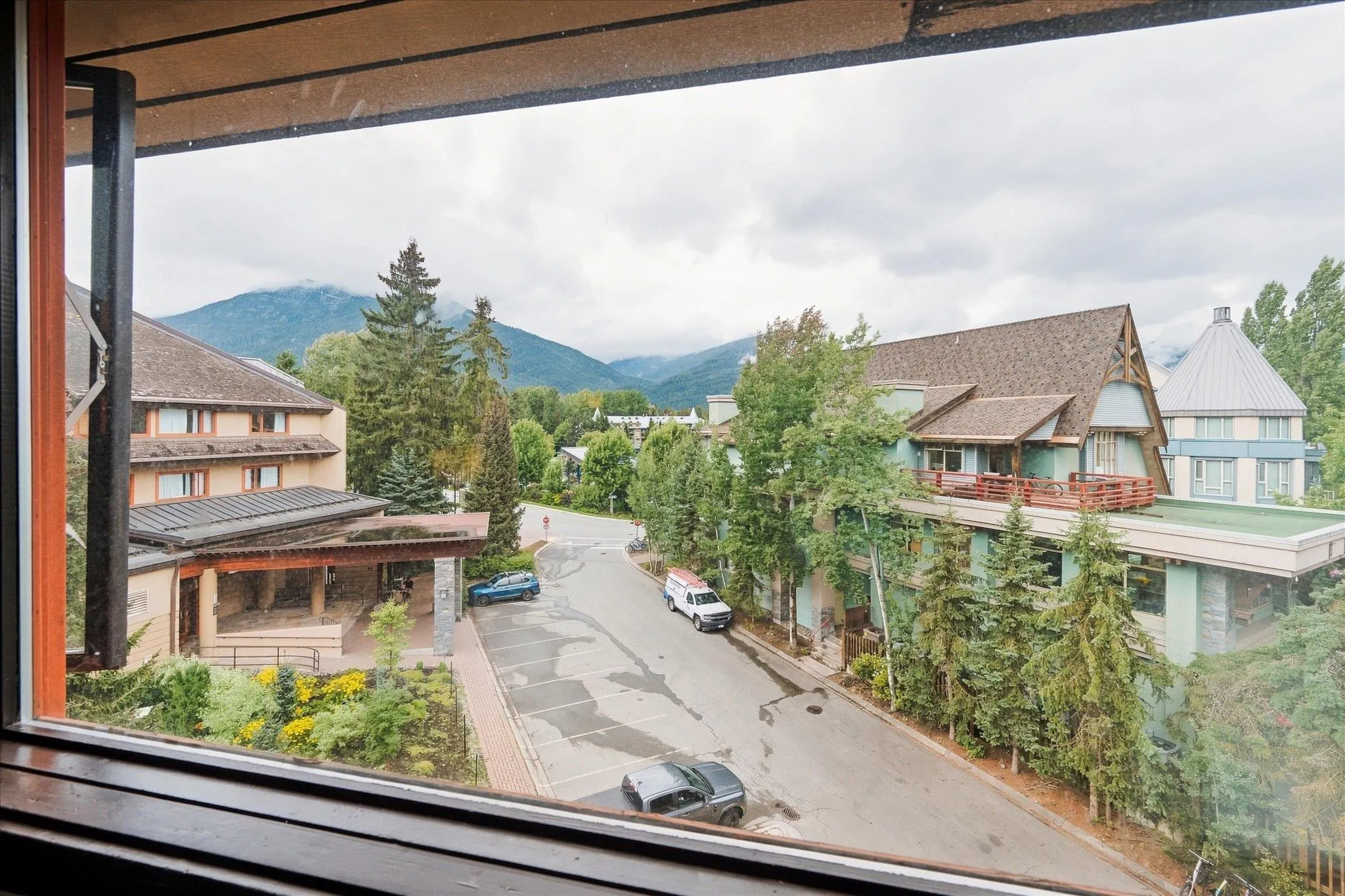 4220 Gateway Drive #227