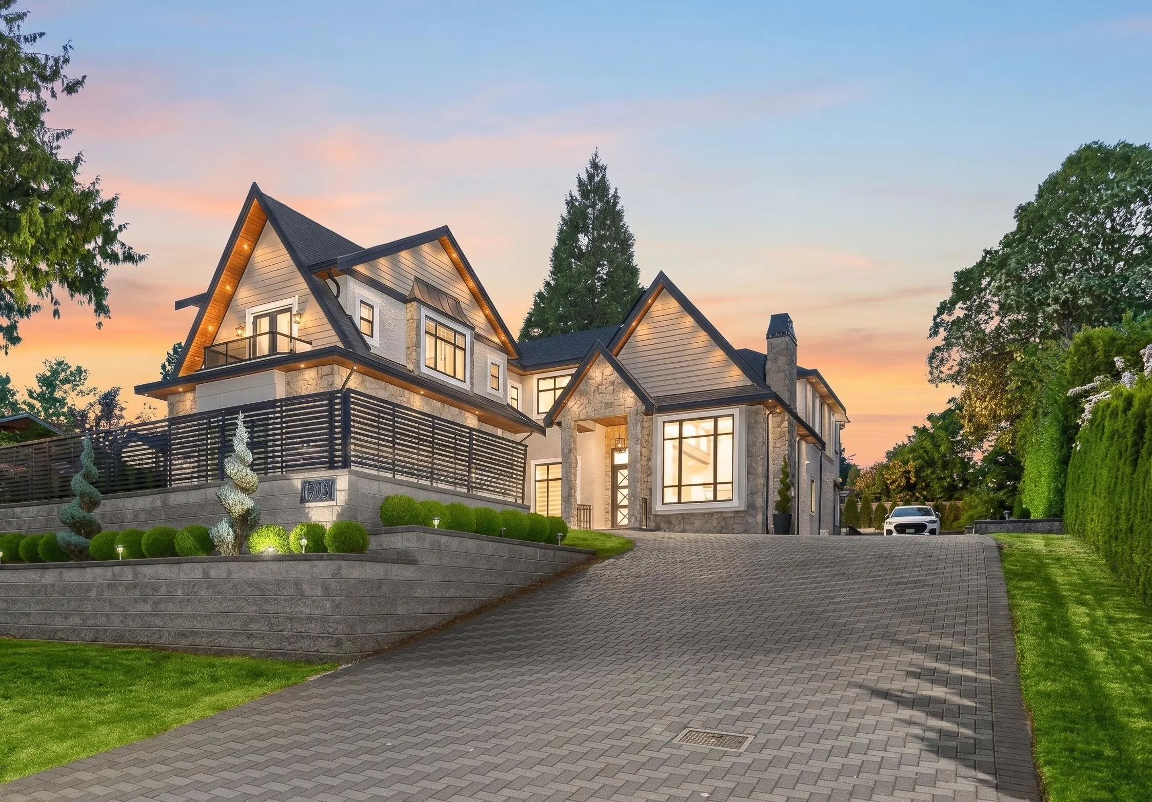 19031 60b Avenue