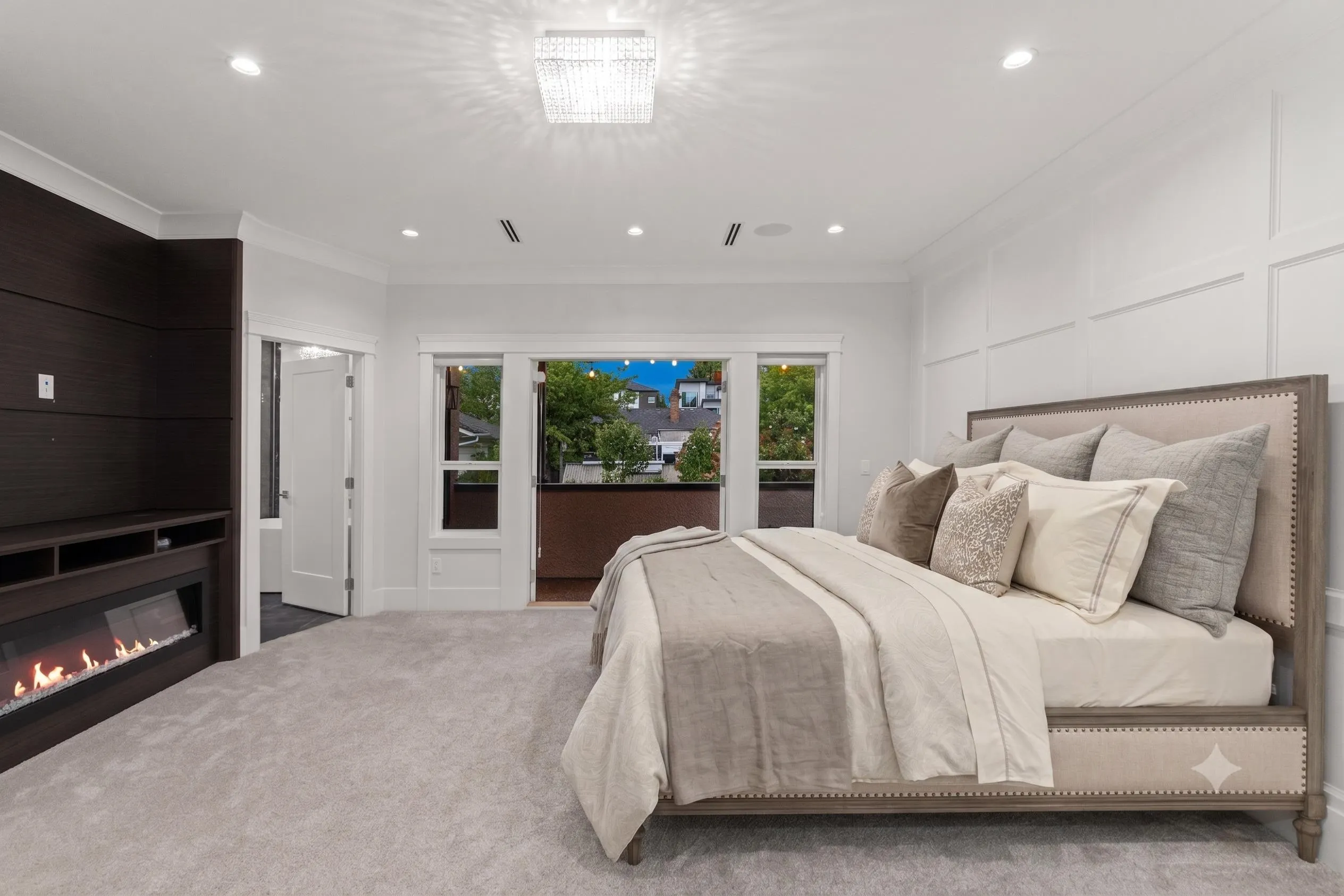 19031 60b Avenue