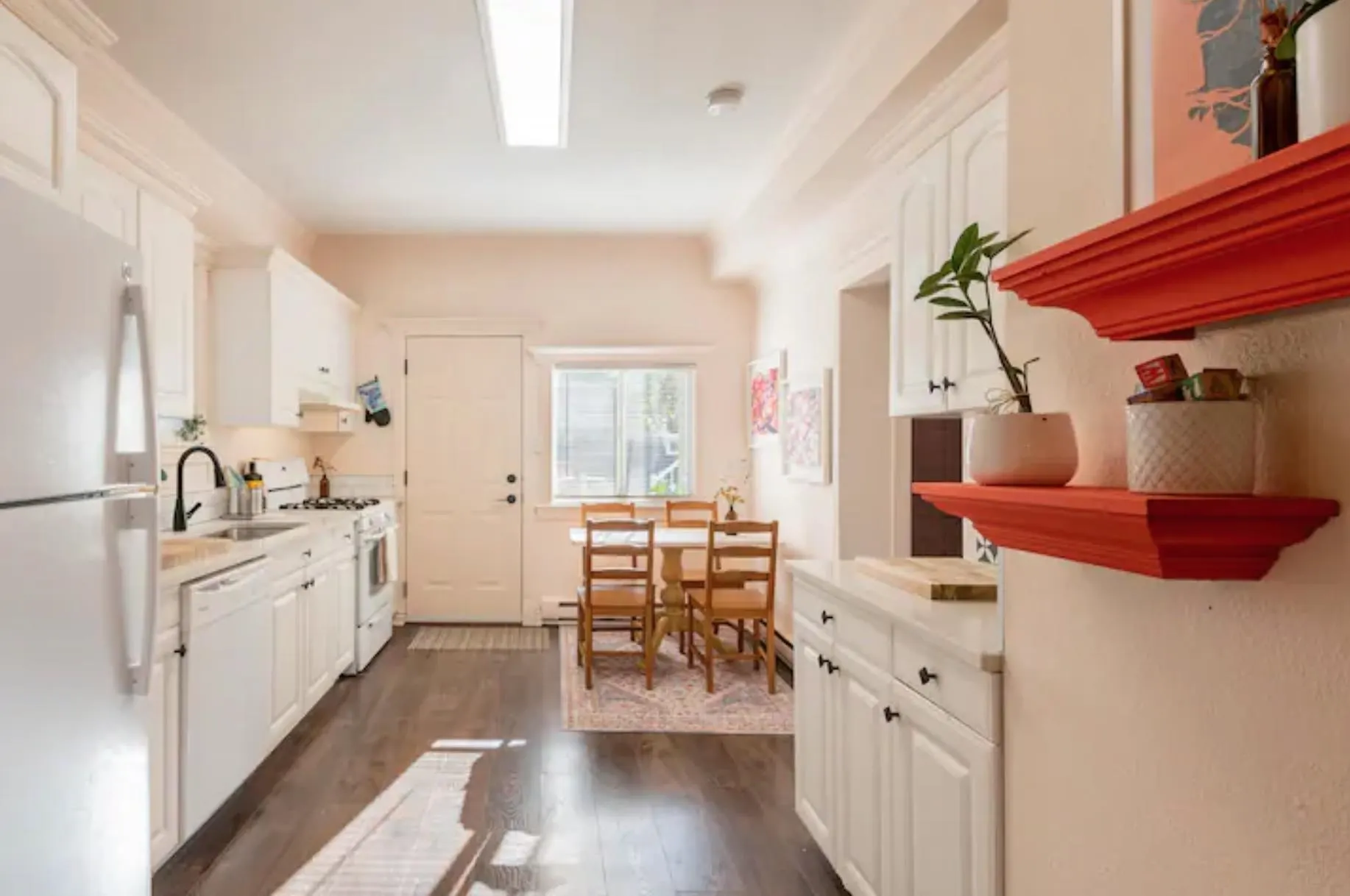 524 E 12th Avenue #Main
