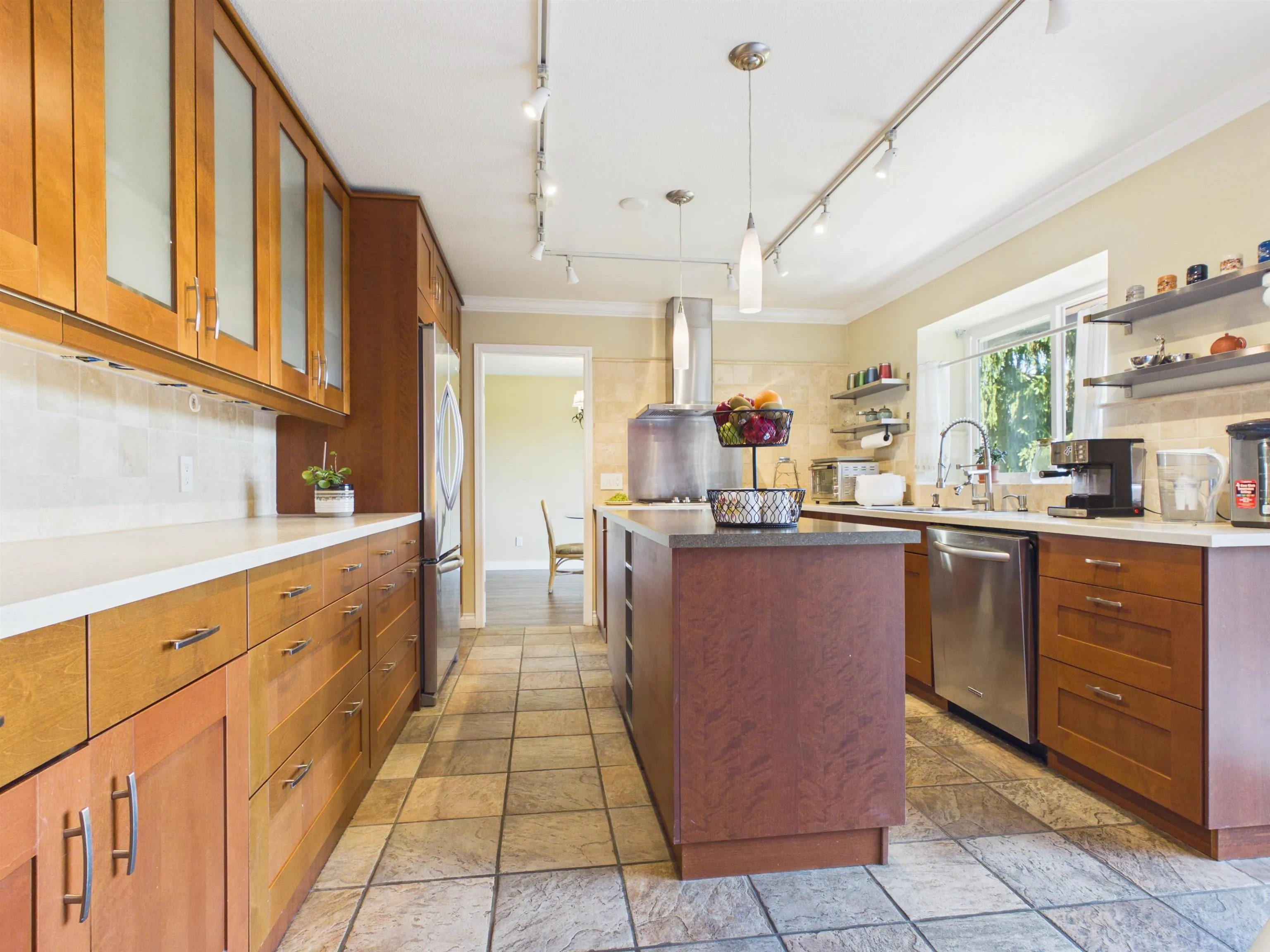487 Alouette Drive