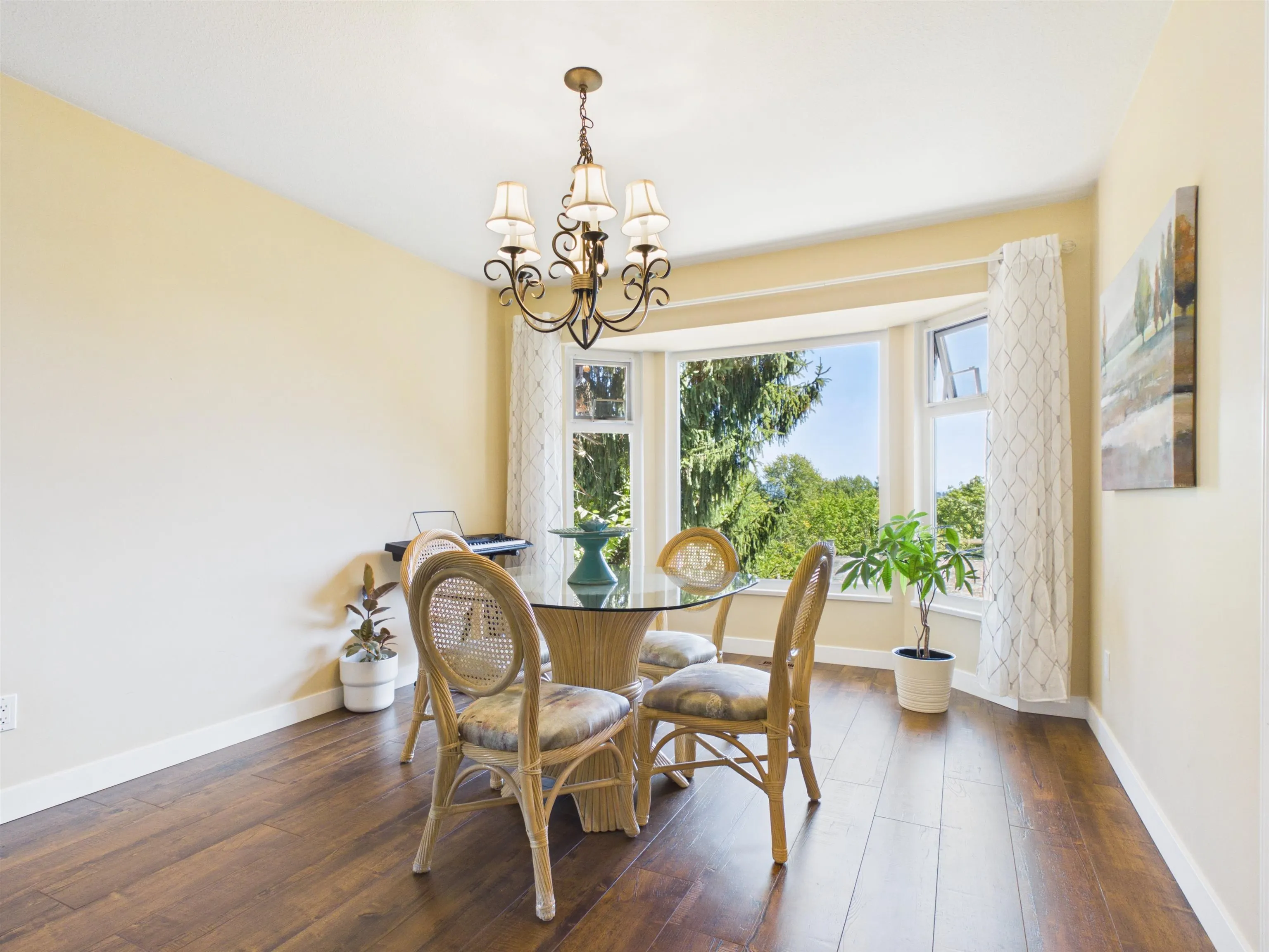 487 Alouette Drive