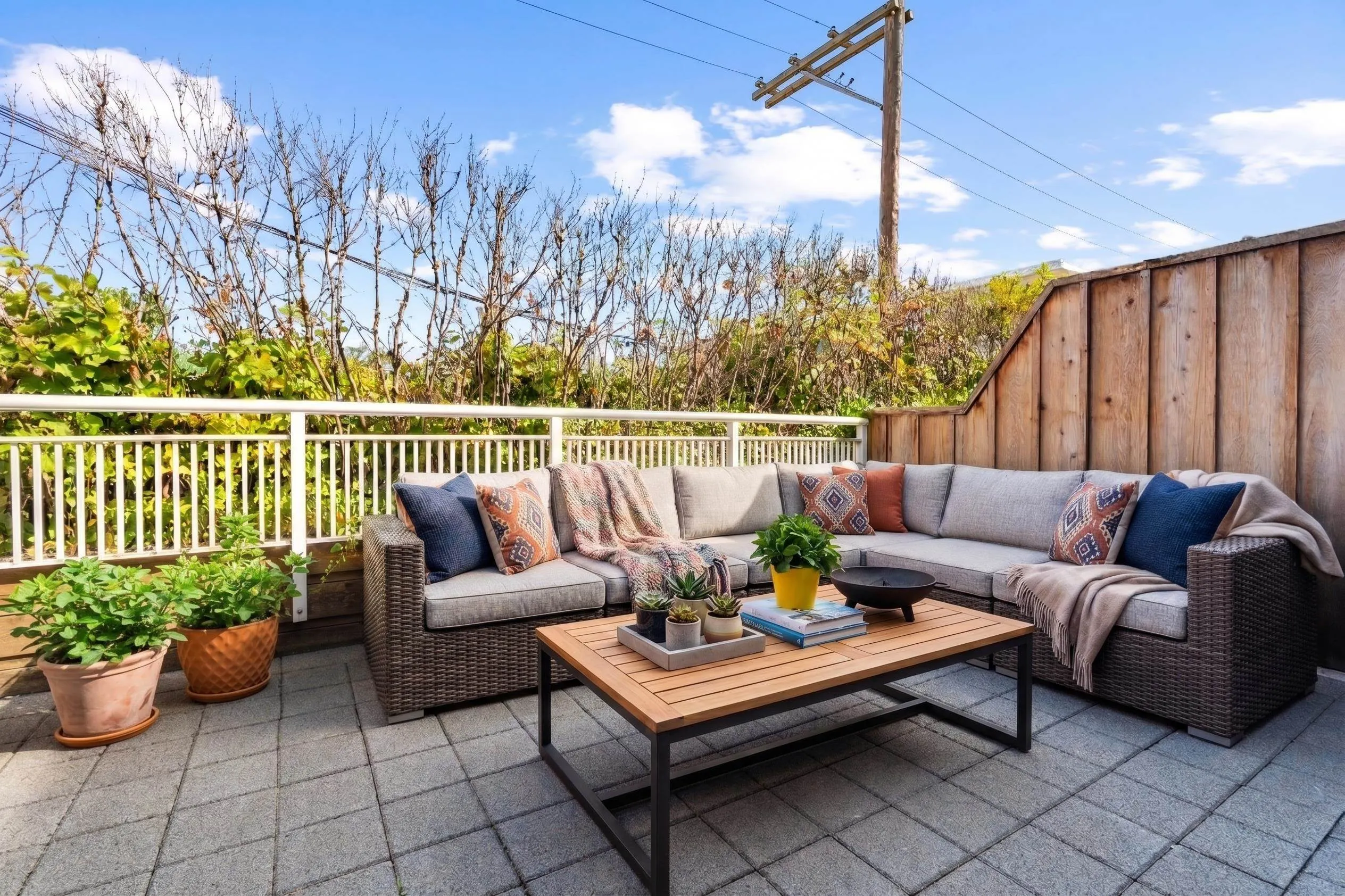 5790 East Boulevard #330