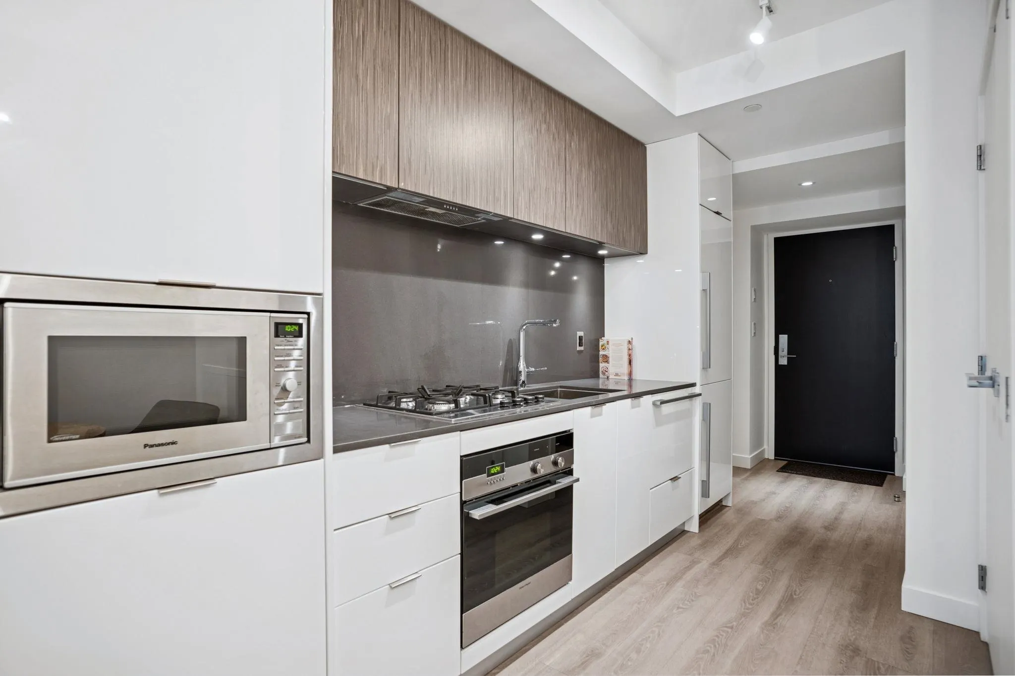 209 E 7th Avenue #507