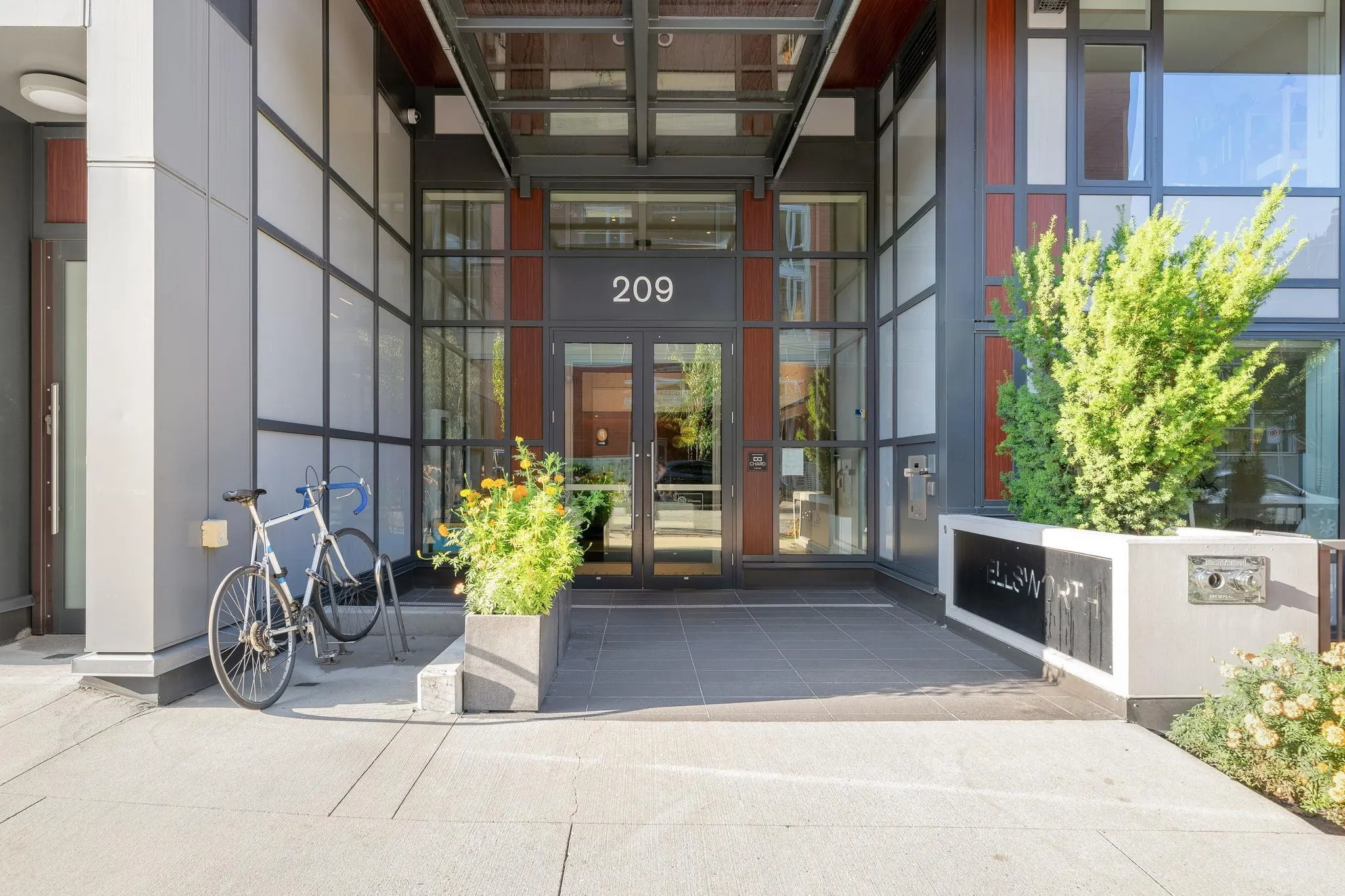 209 E 7th Avenue #507