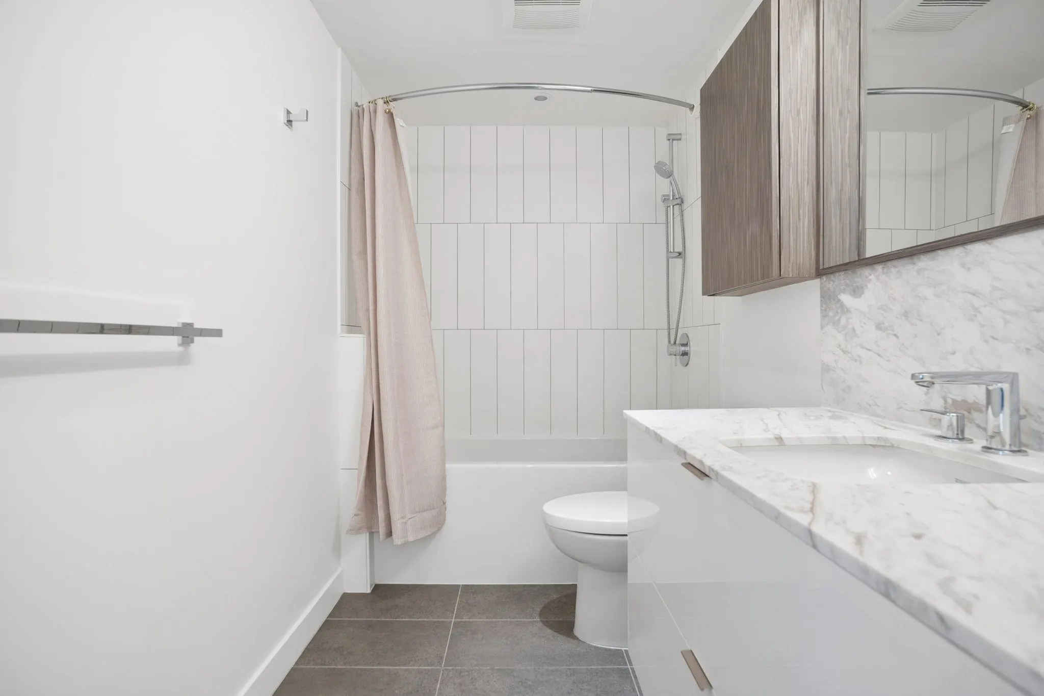 209 E 7th Avenue #507
