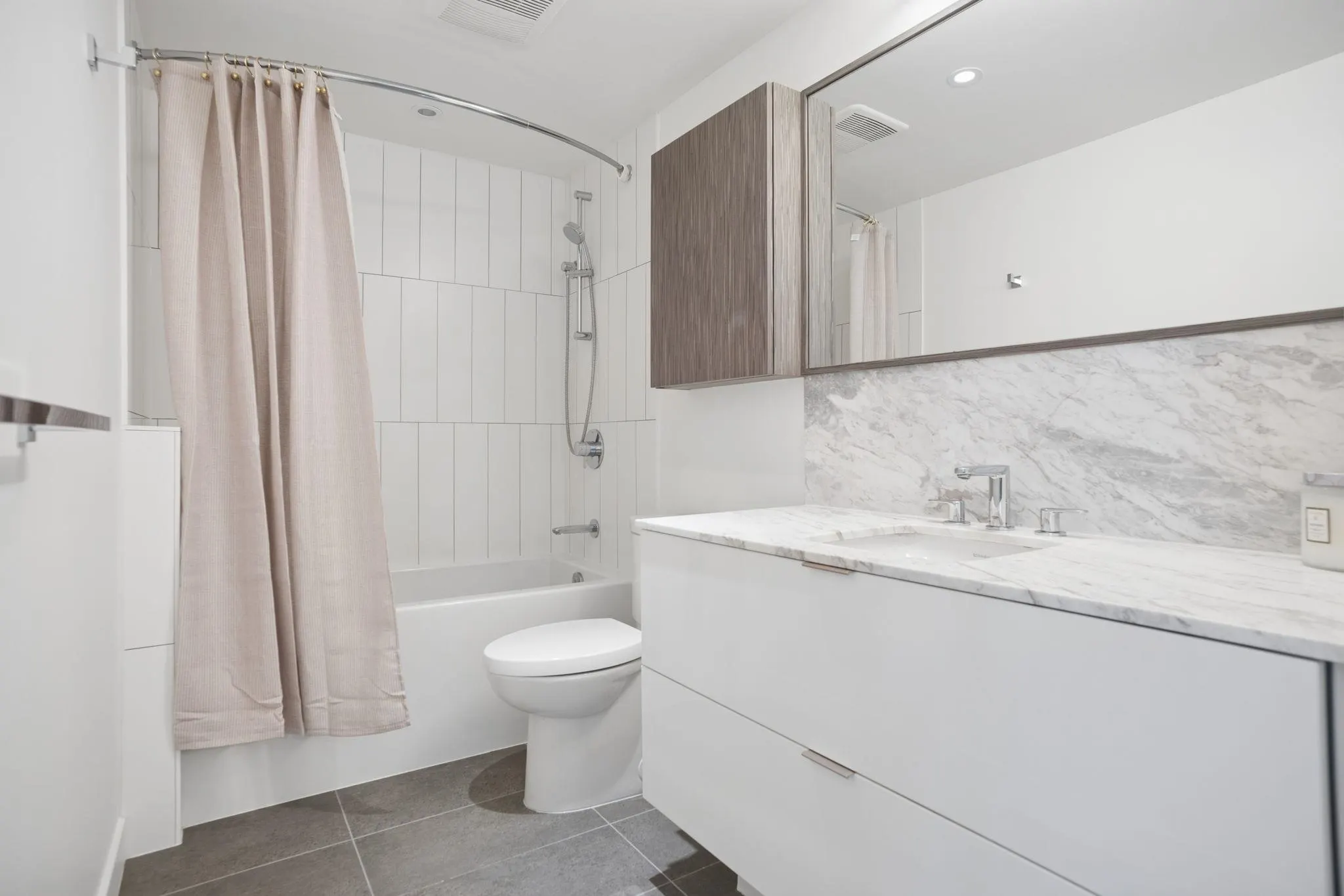 209 E 7th Avenue #507
