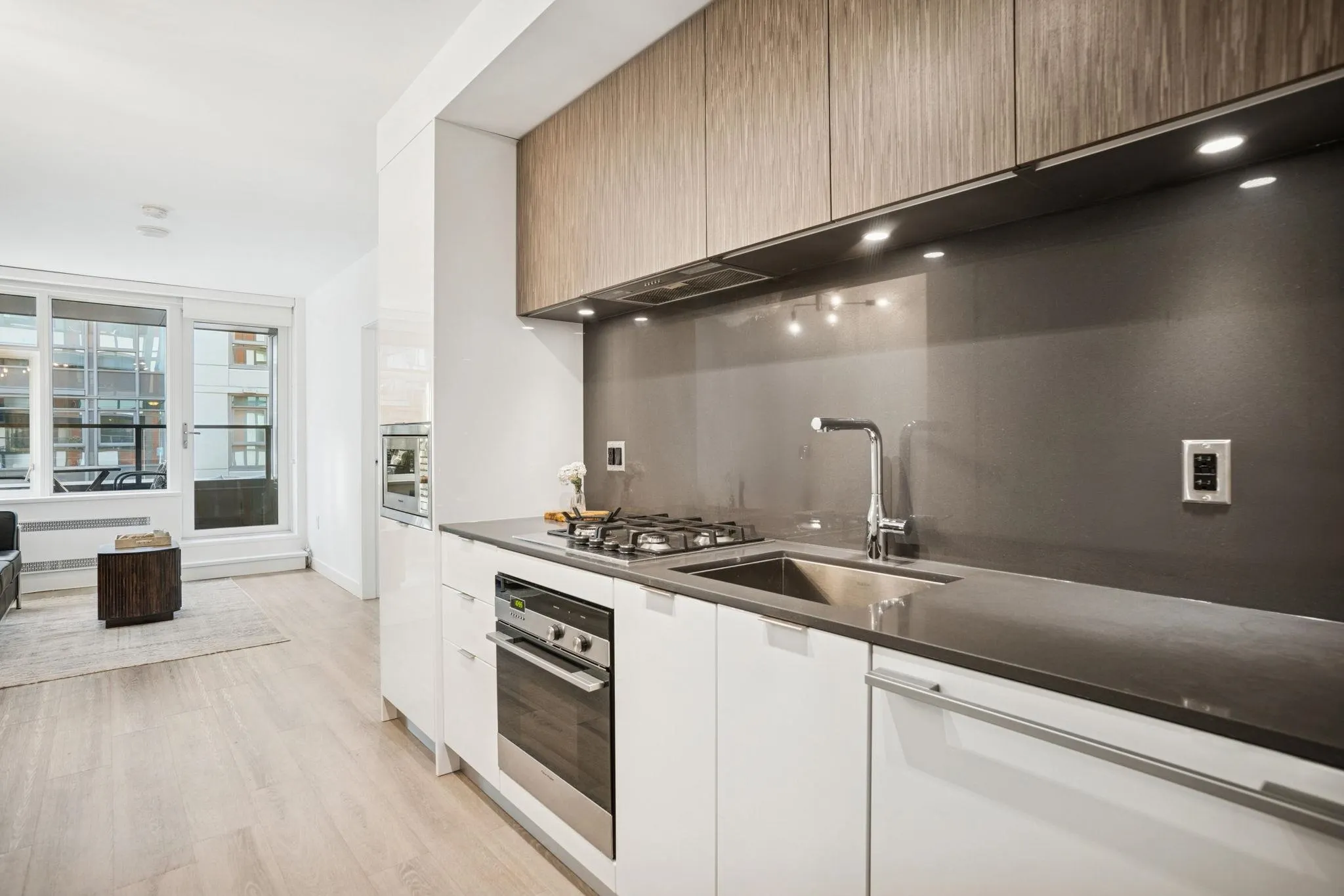 209 E 7th Avenue #507