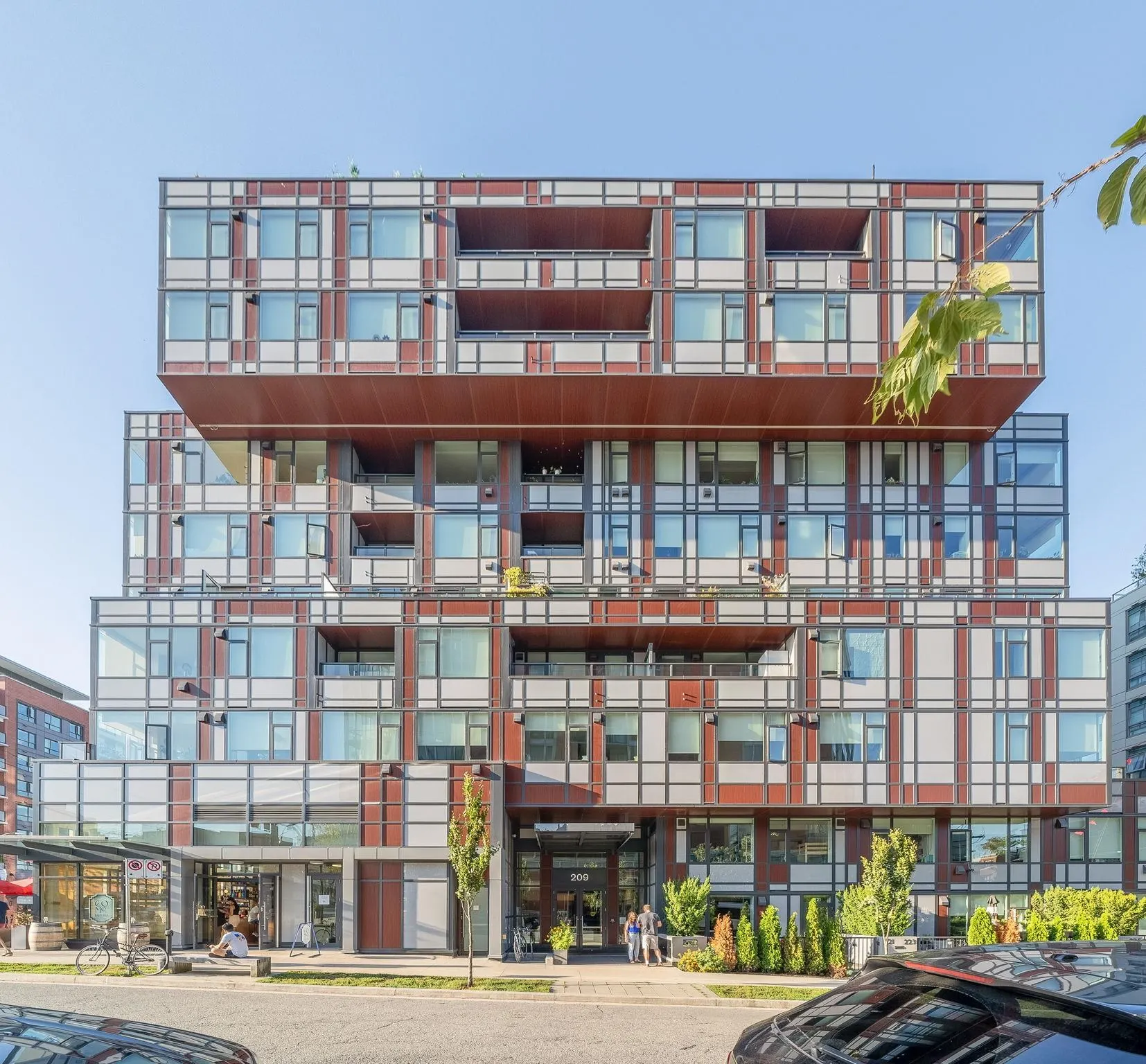 209 E 7th Avenue #507