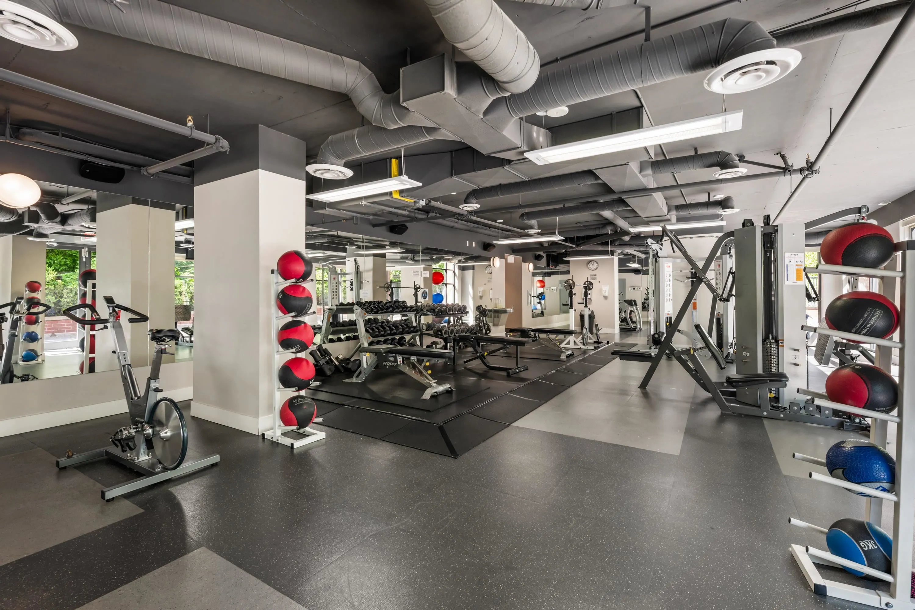 301 Capilano Road #1707