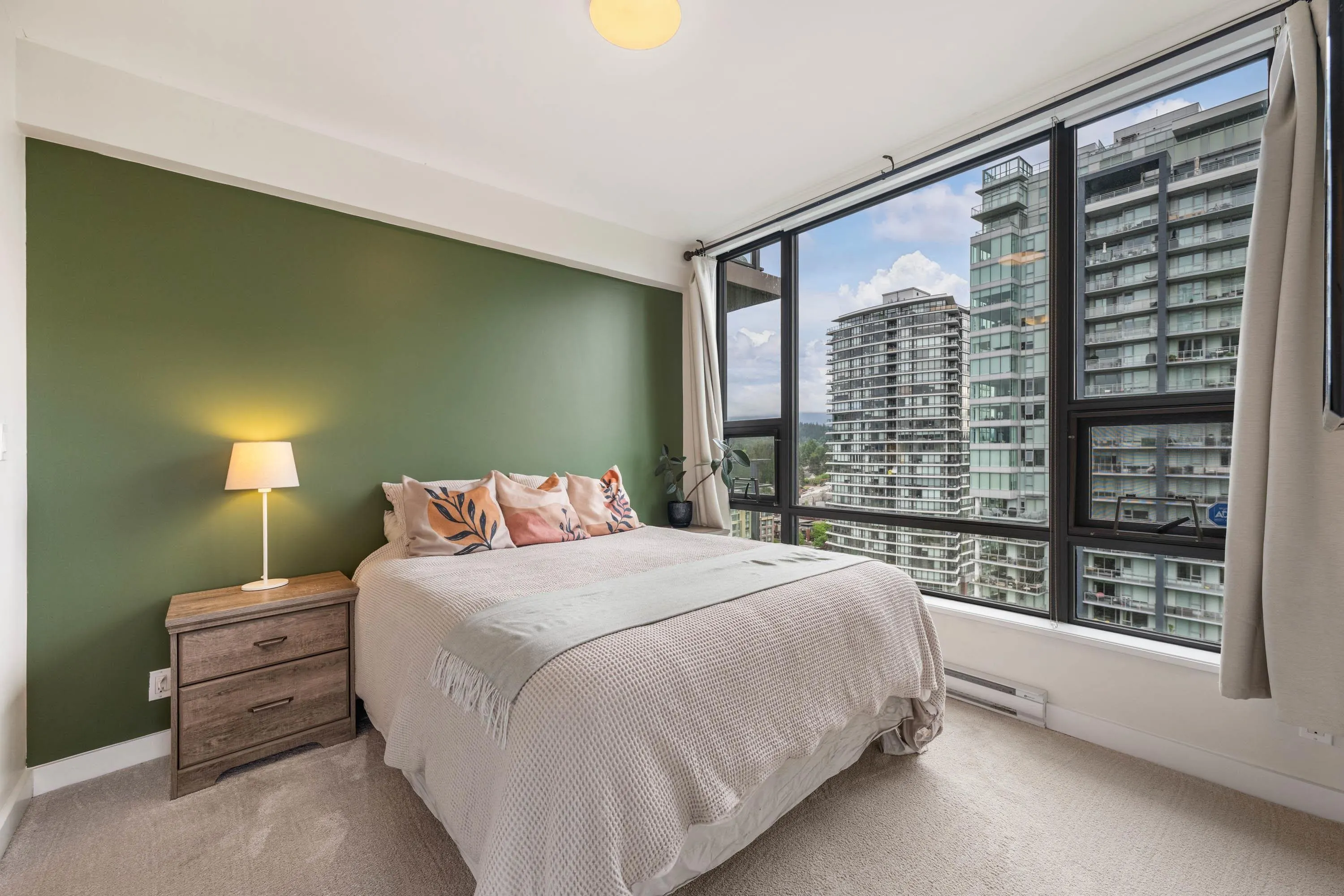 301 Capilano Road #1707