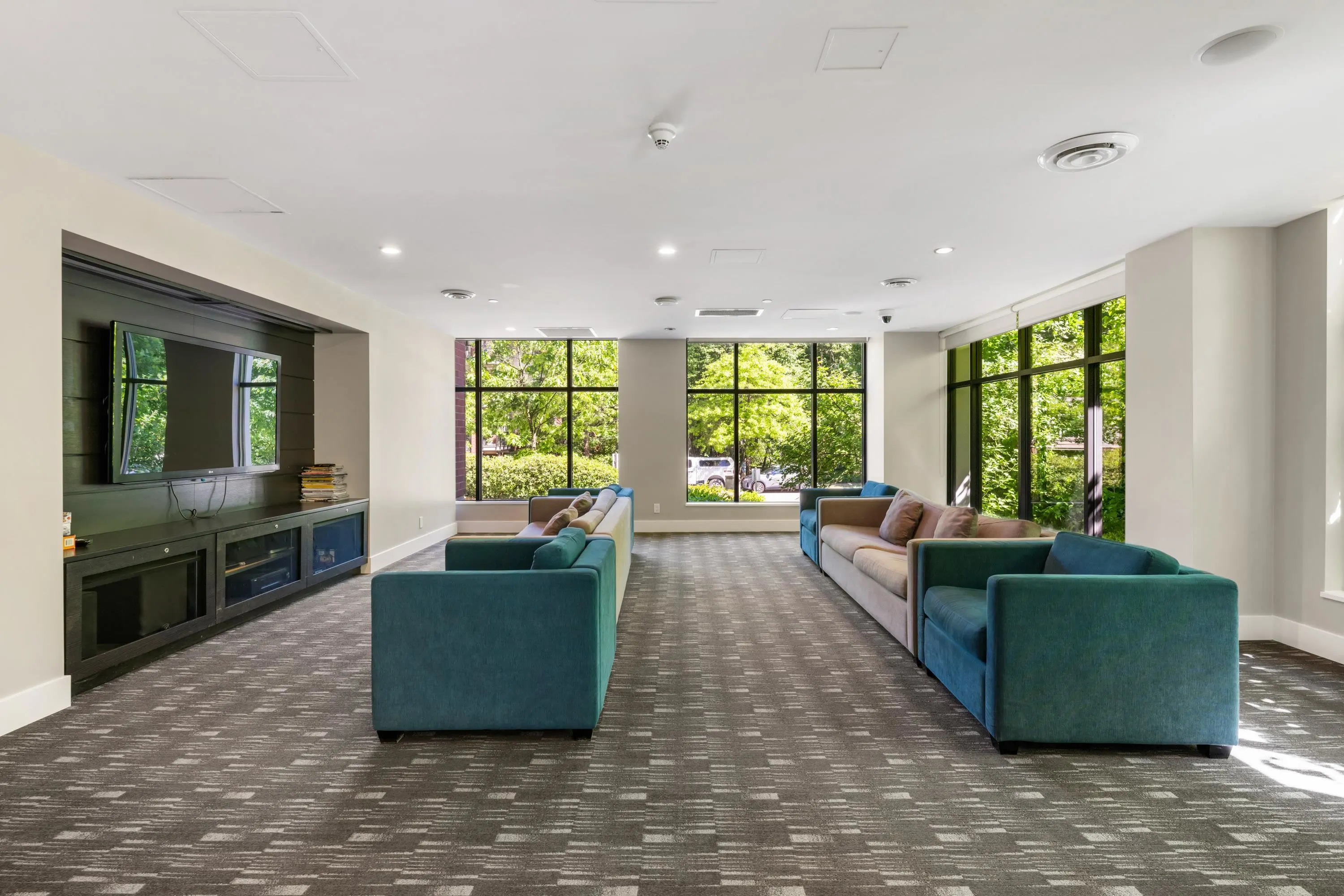 301 Capilano Road #1707