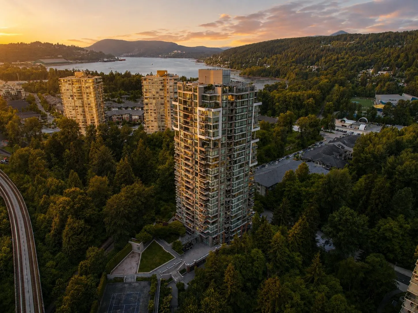 301 Capilano Road #1707
