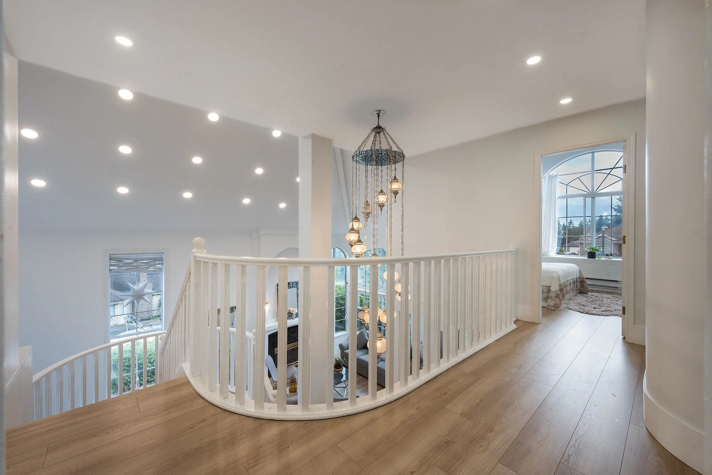 1545 Salal Crescent