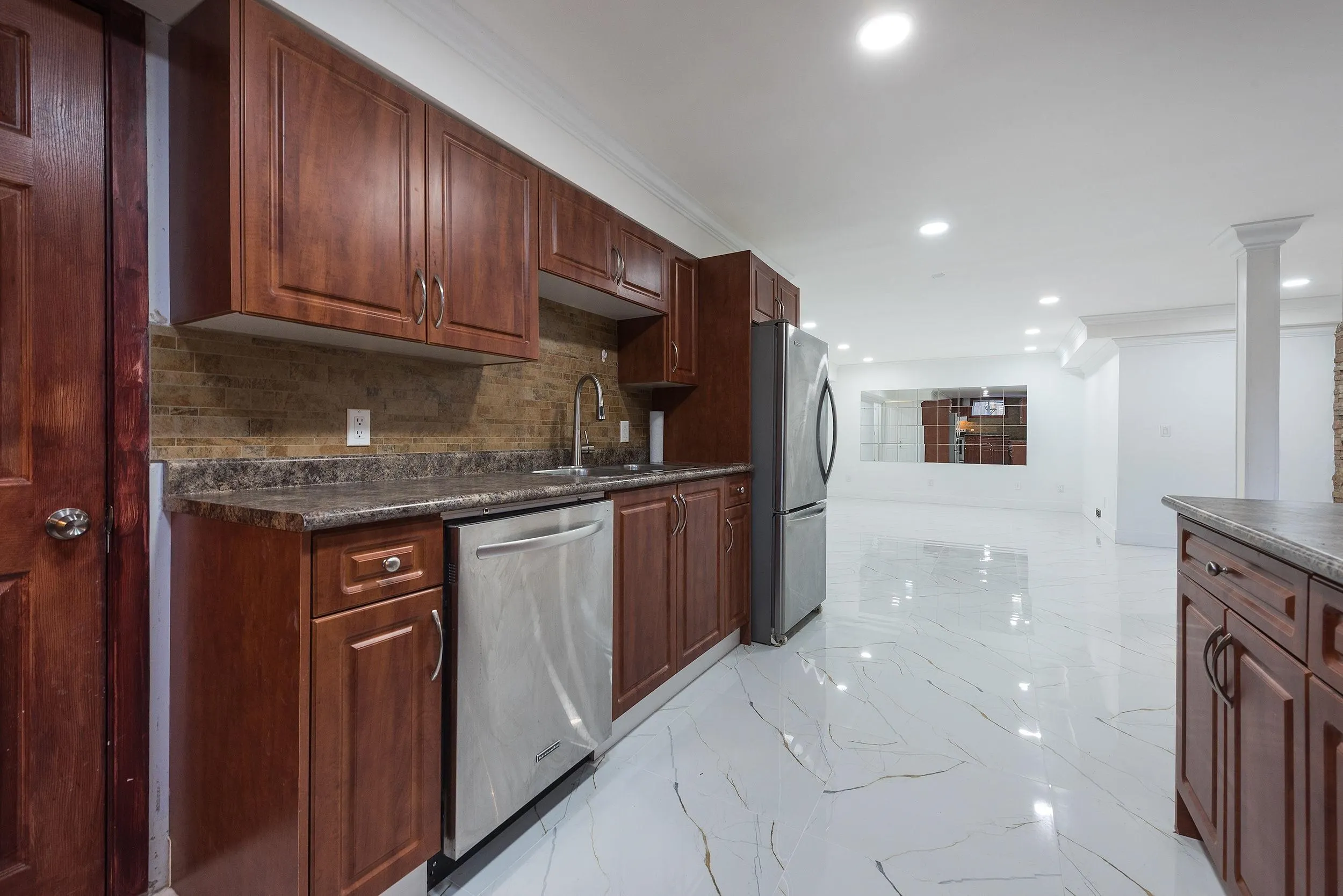 1545 Salal Crescent