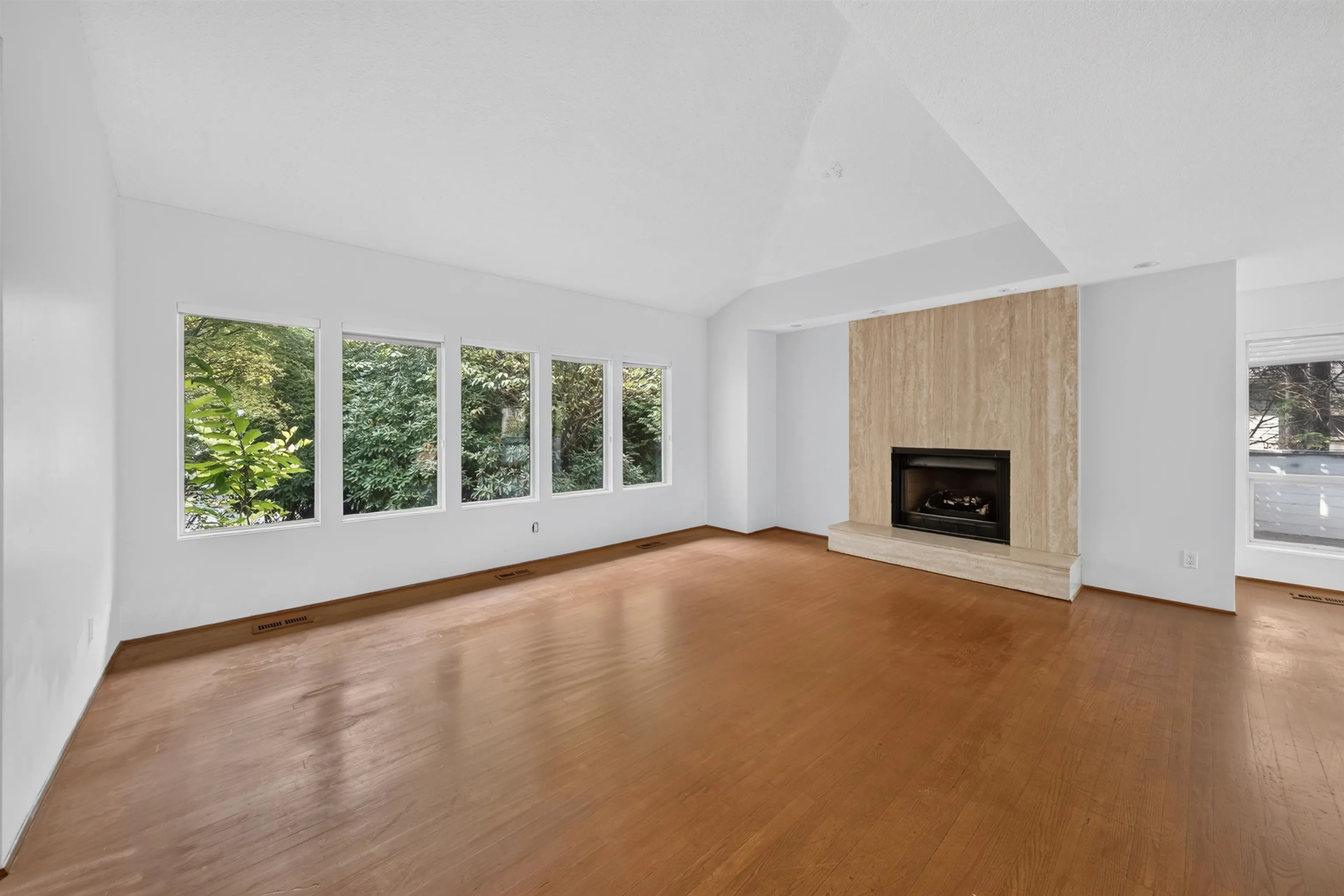 1975 W 18th Avenue