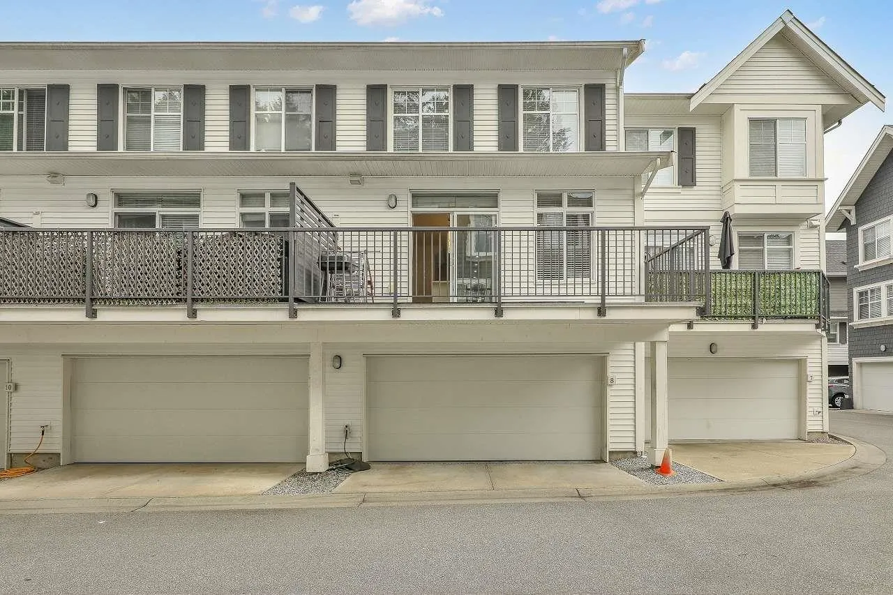 10433 158 Street #8