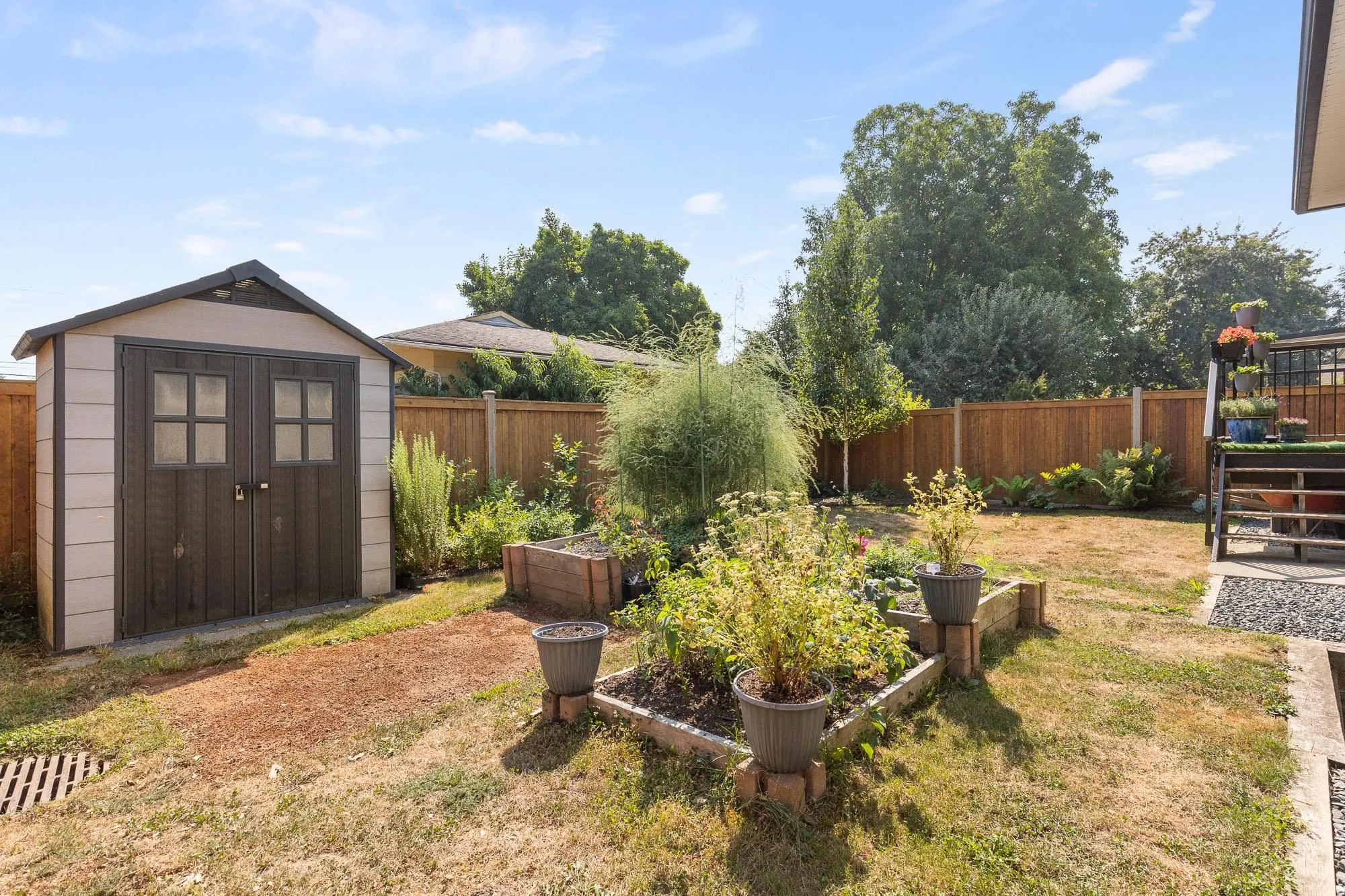 6628 Reid Road