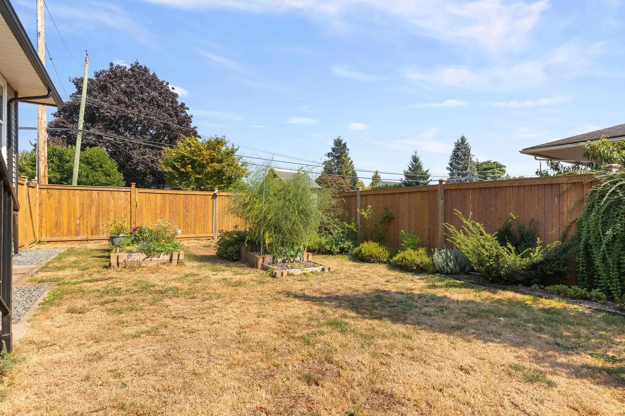 6628 Reid Road
