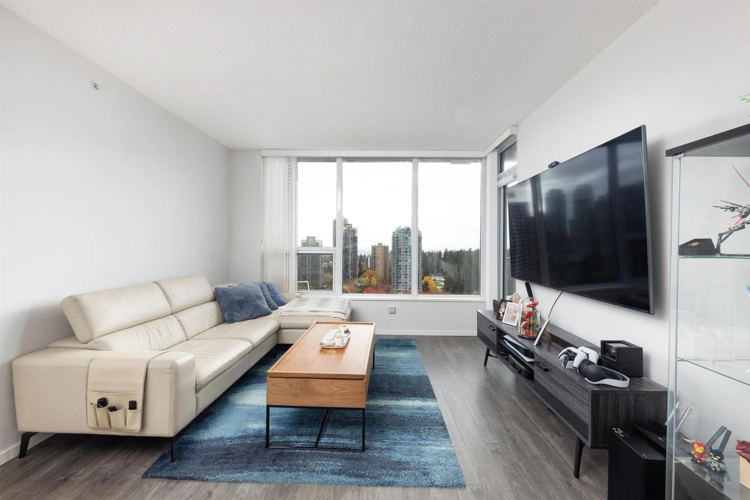 5883 Barker Avenue #2805