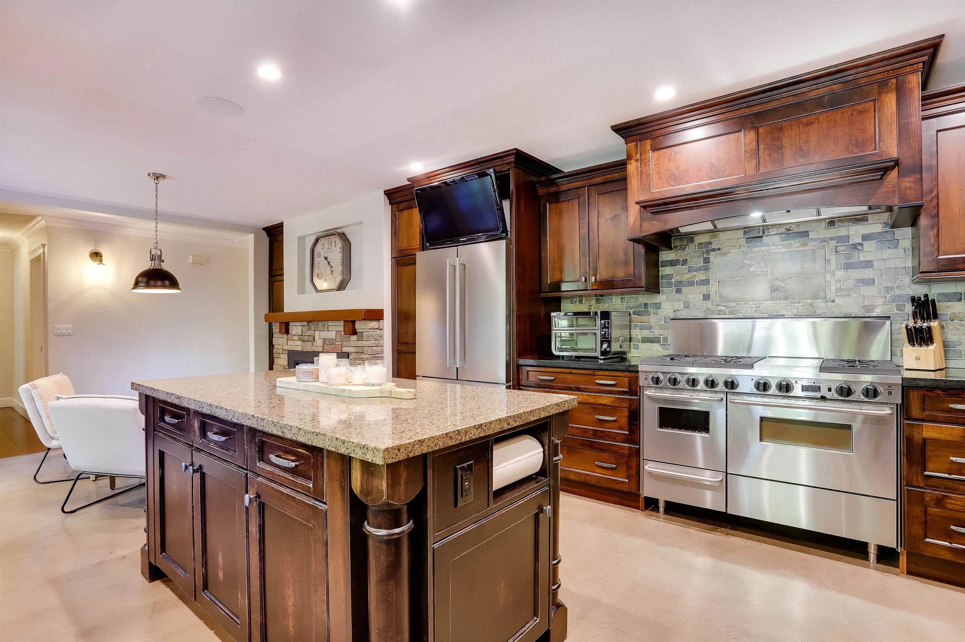 14084 Greencrest Drive