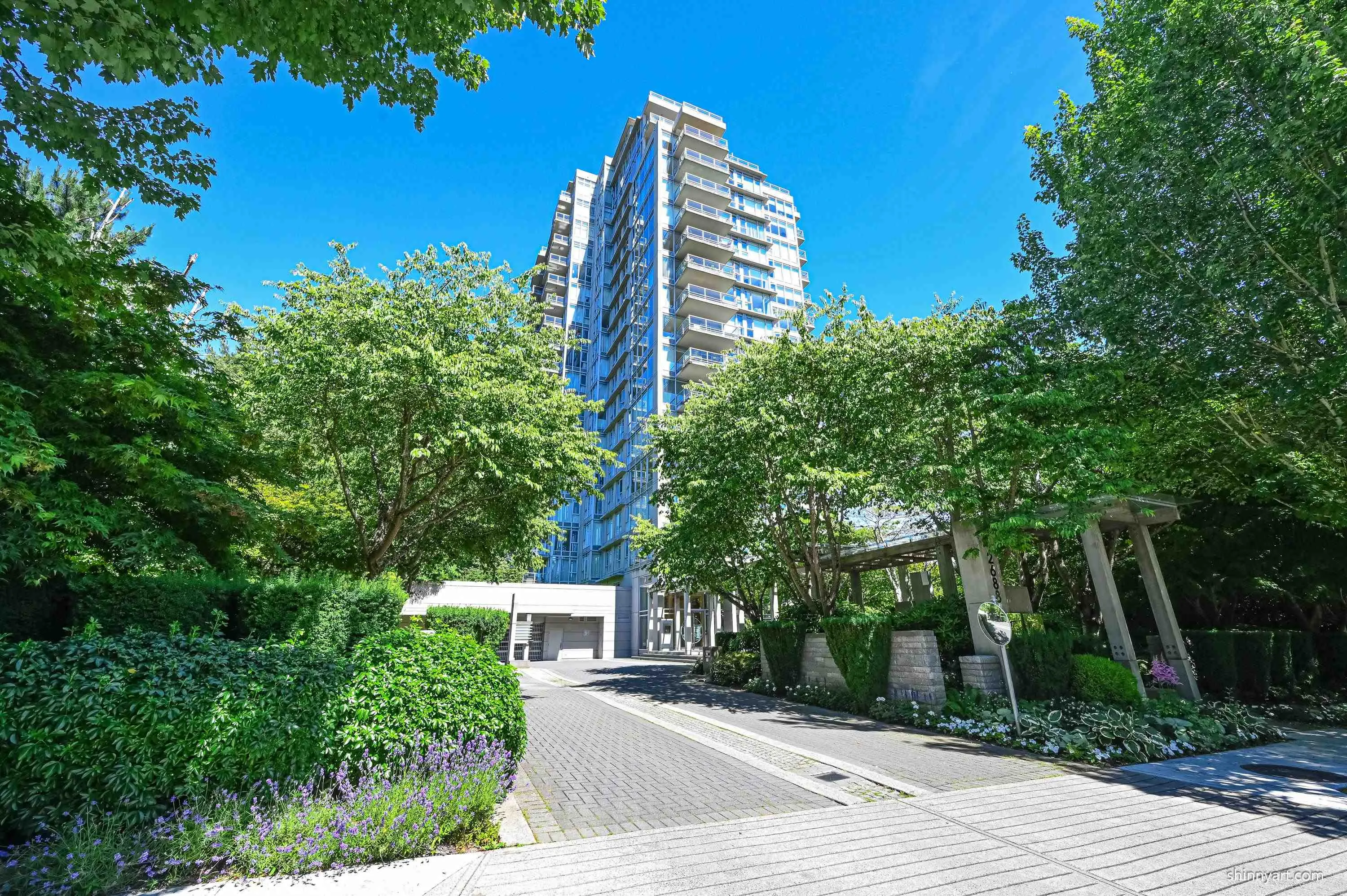 2688 W Mall #803