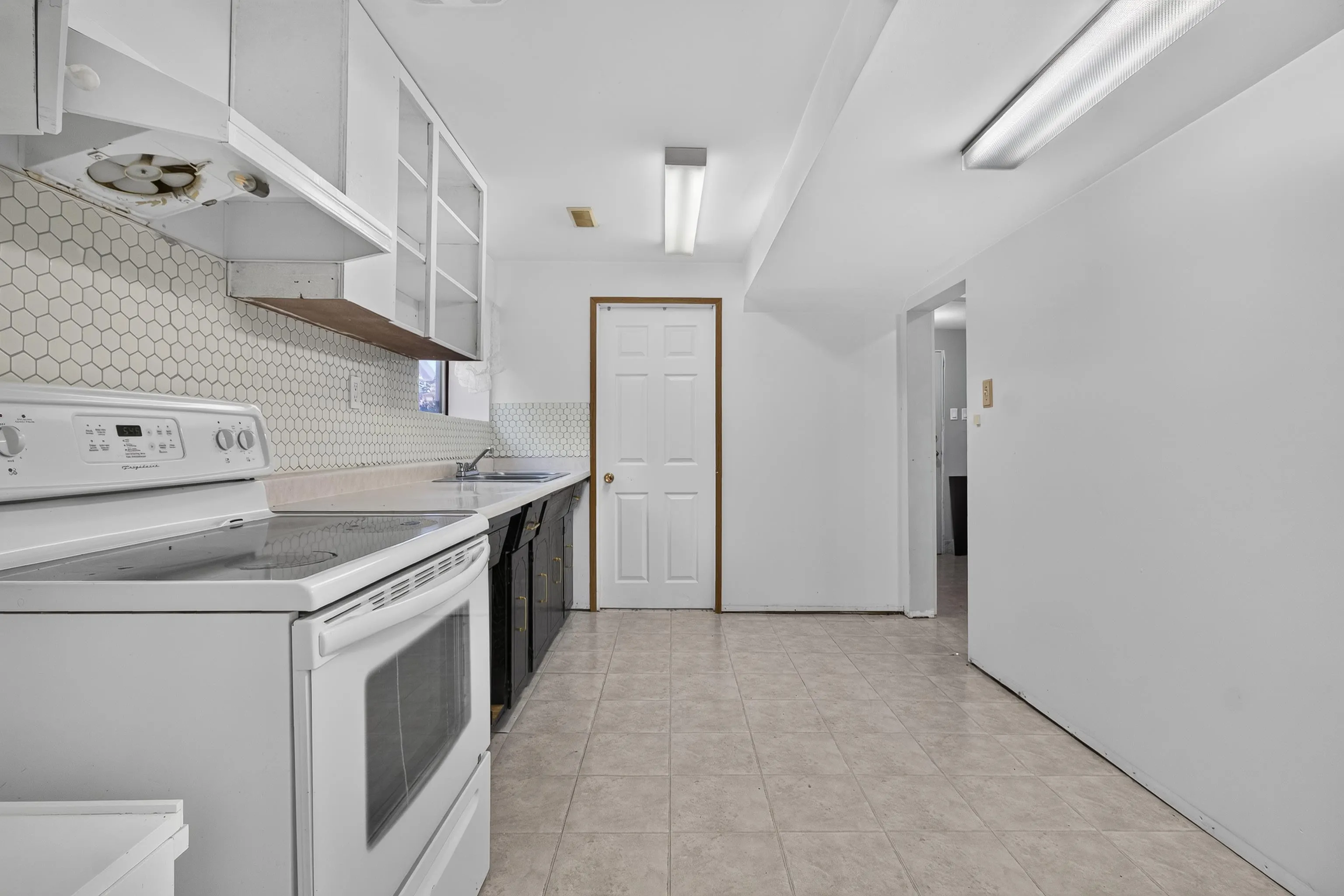 32539 Pandora Avenue