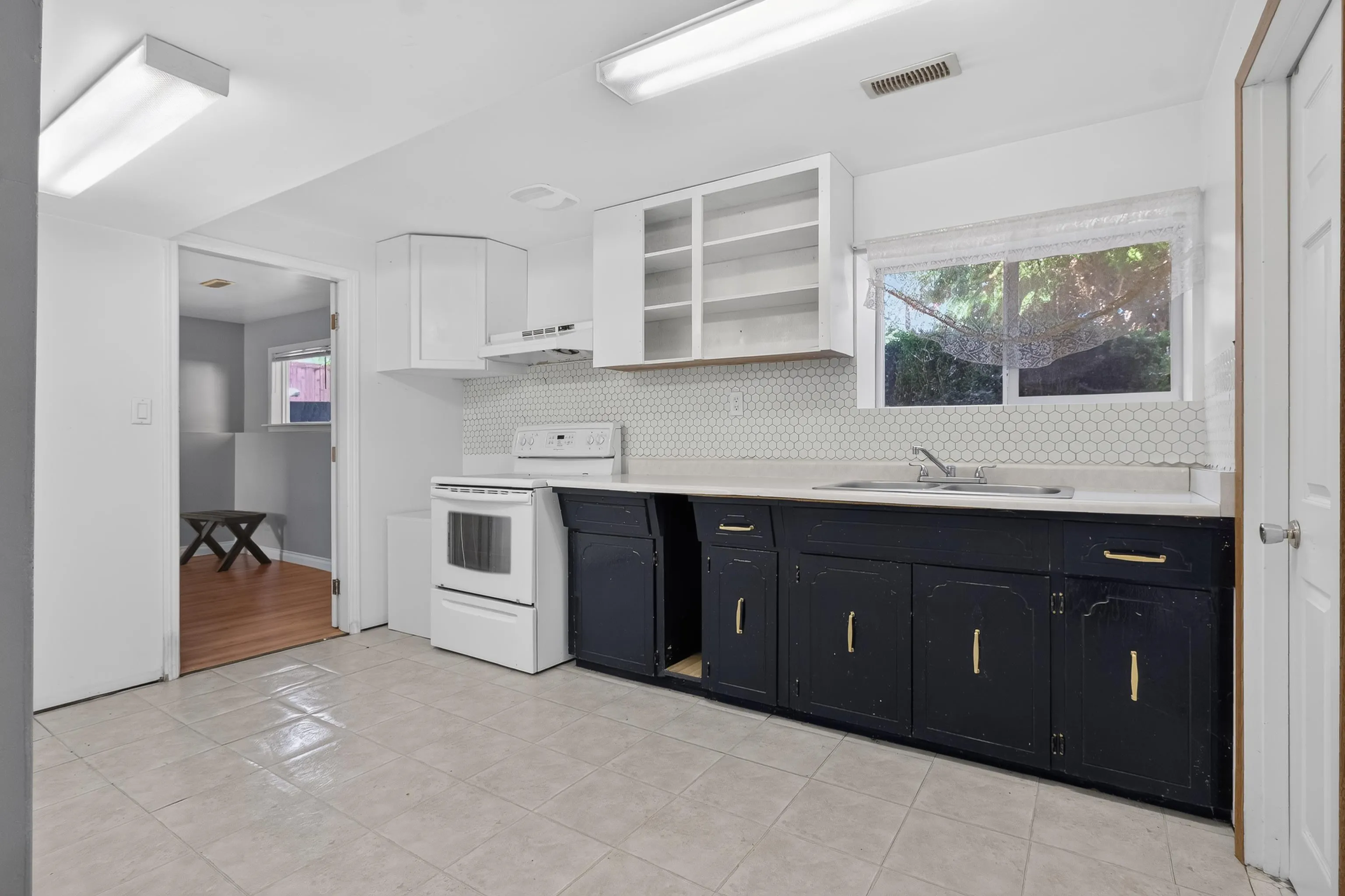 32539 Pandora Avenue