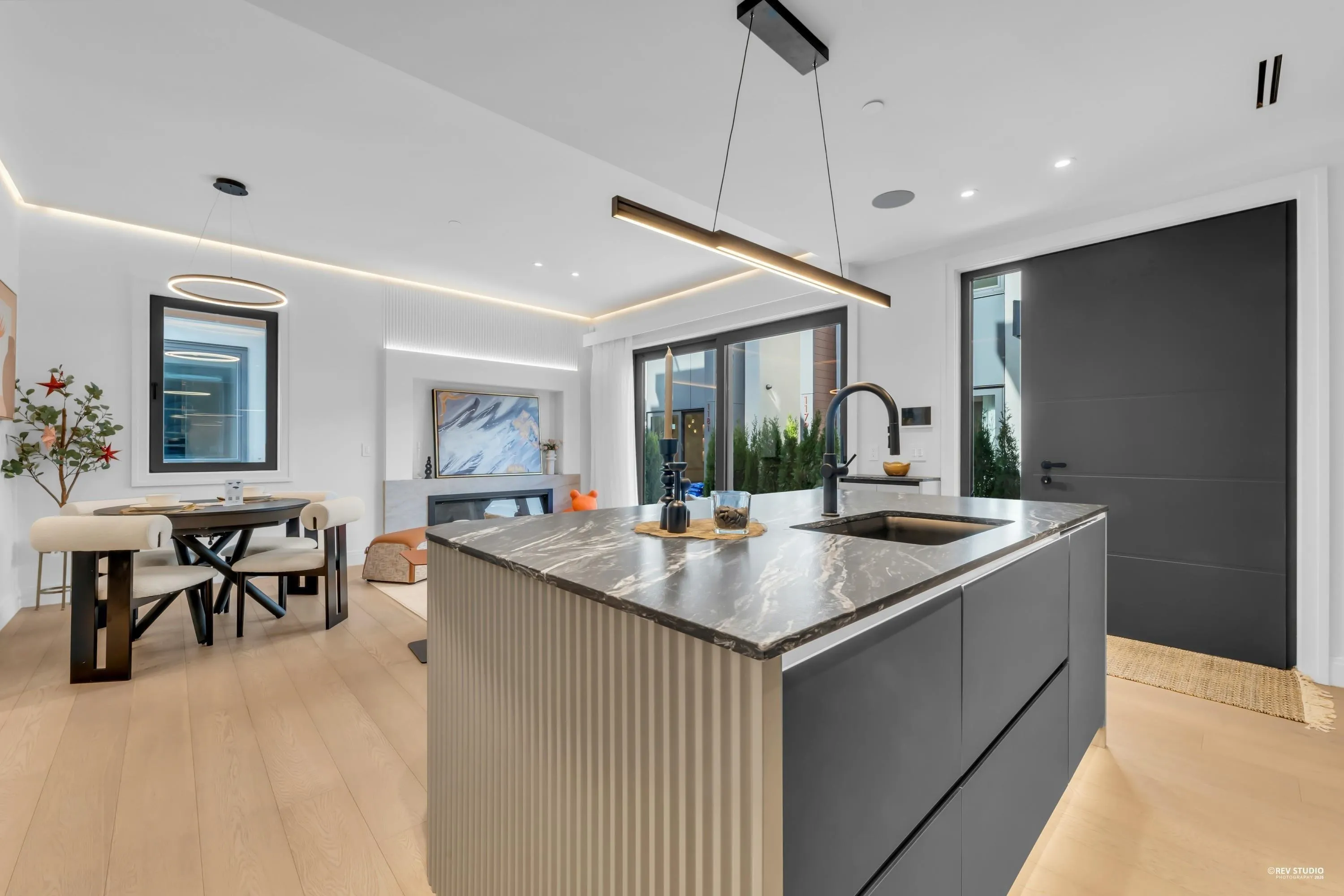 1177 W 33rd Avenue #1