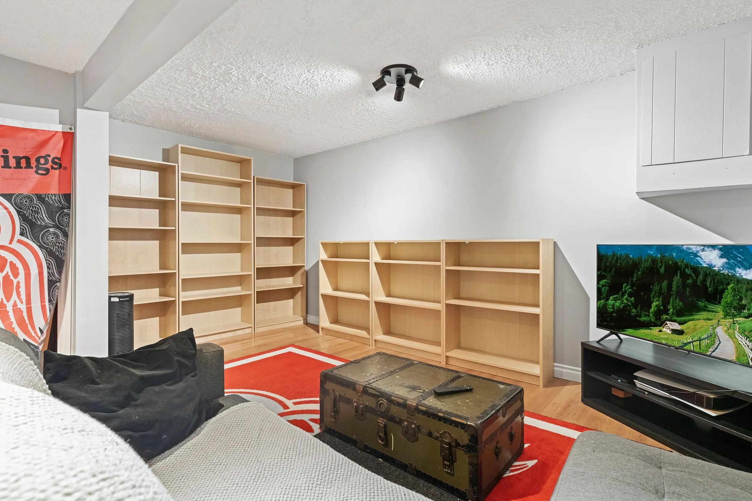 5351 200 Street #11