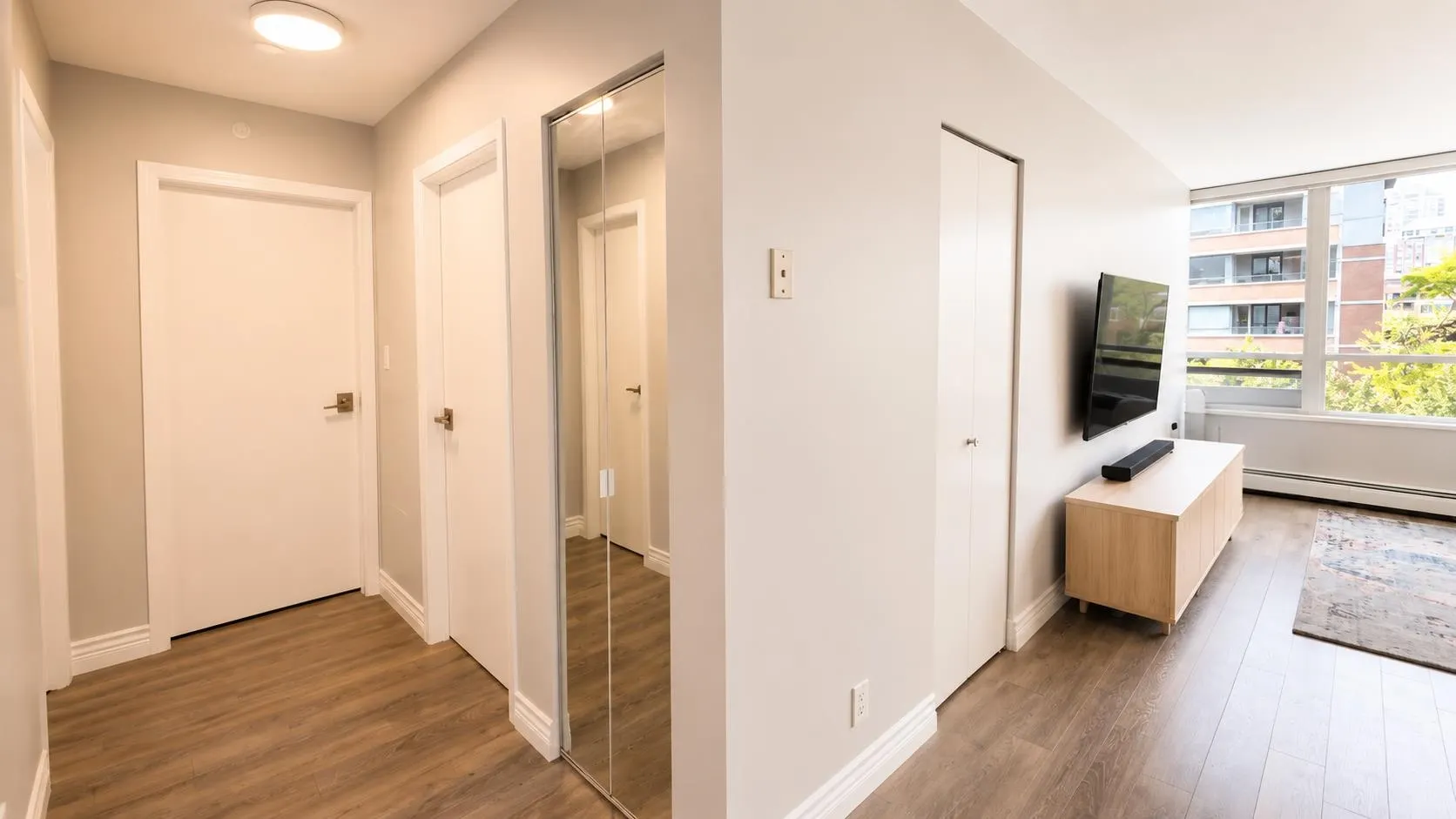 1228 Marinaside Crescent Street #608